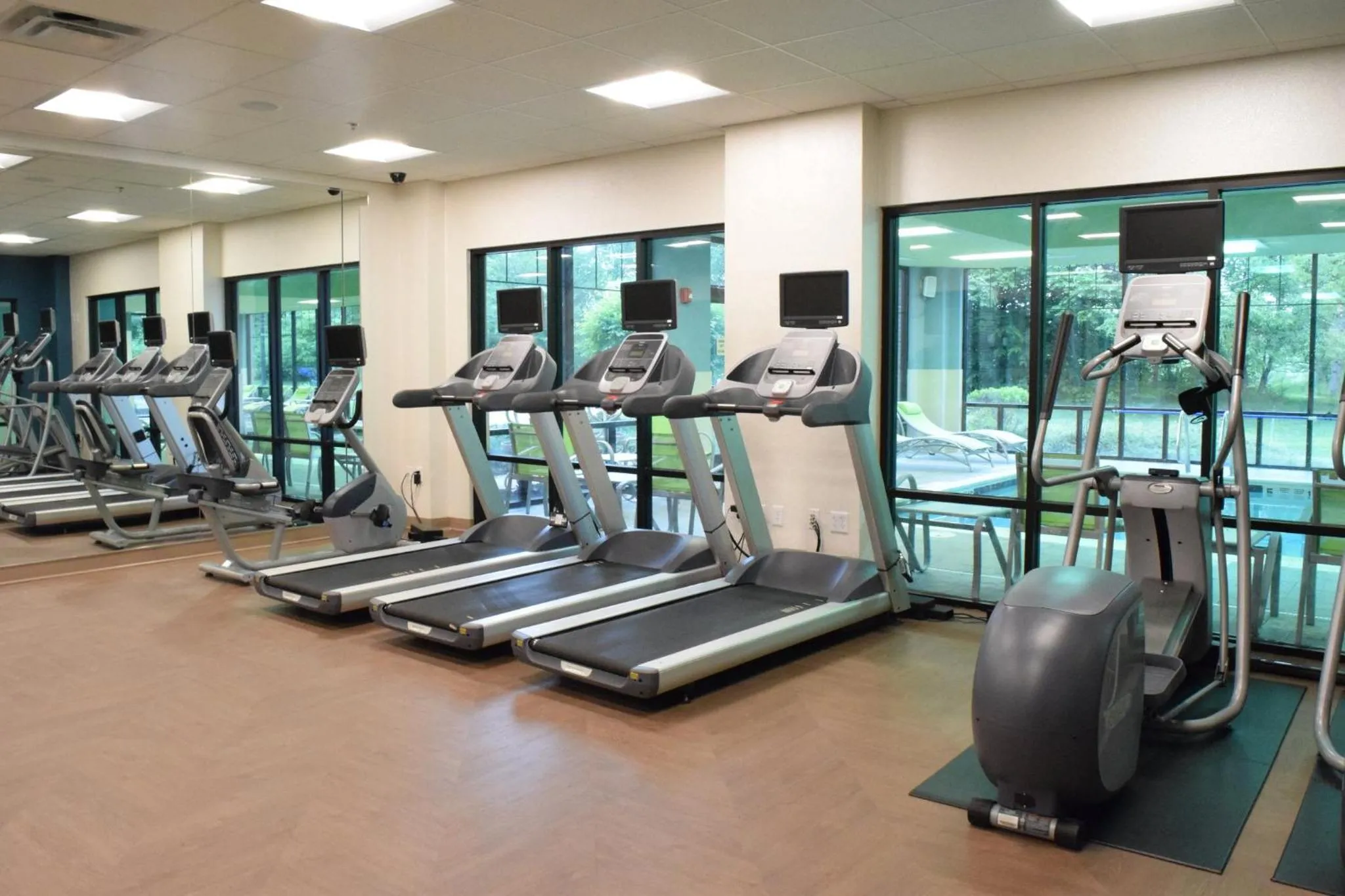 Fitness centre/facilities in Holiday Inn Express Hotel & Suites Rochester Webster by IHG
