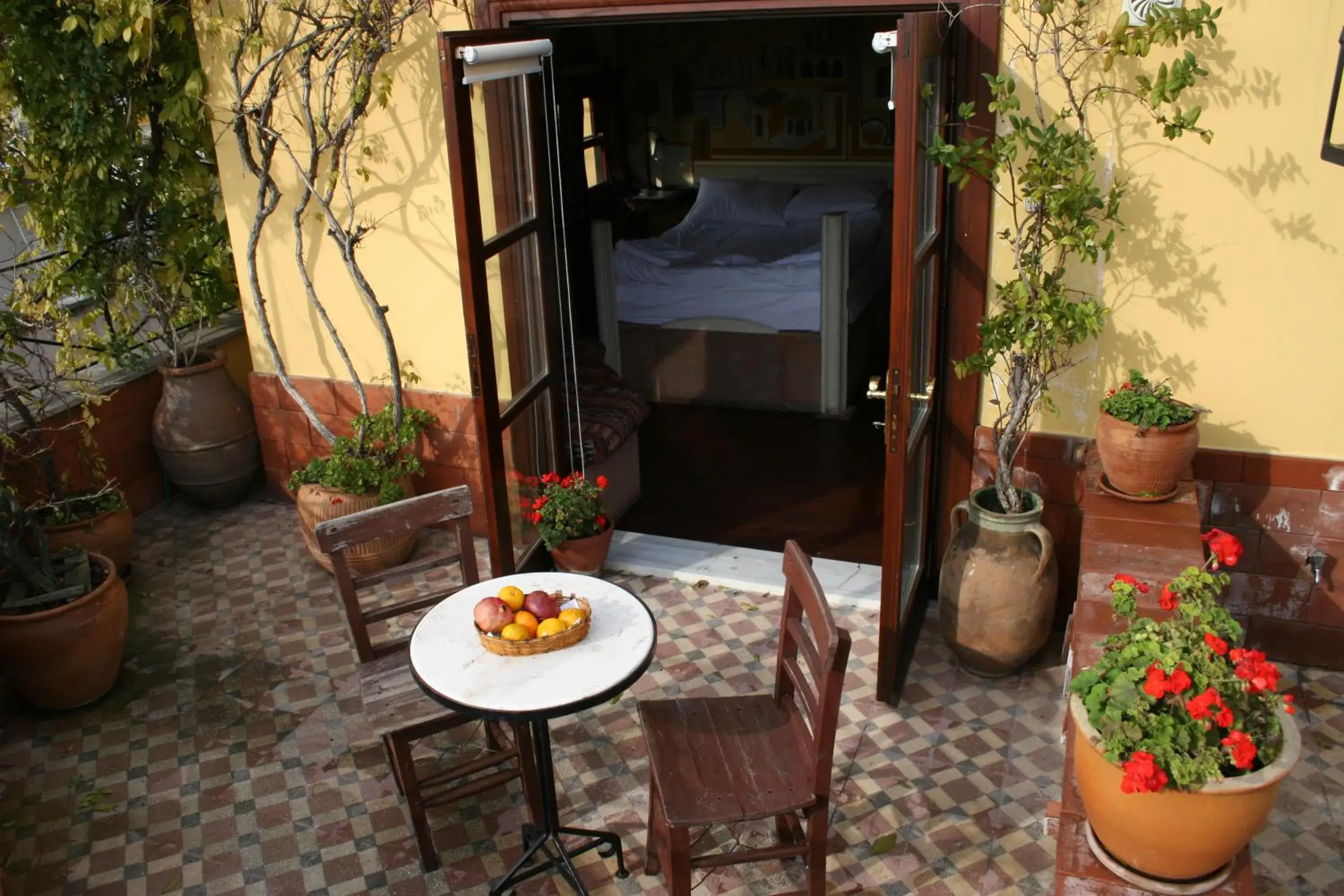 Double Room with Terrace in Hotel Empress Zoe Double Room with Terrace in Hotel Empress Zoe