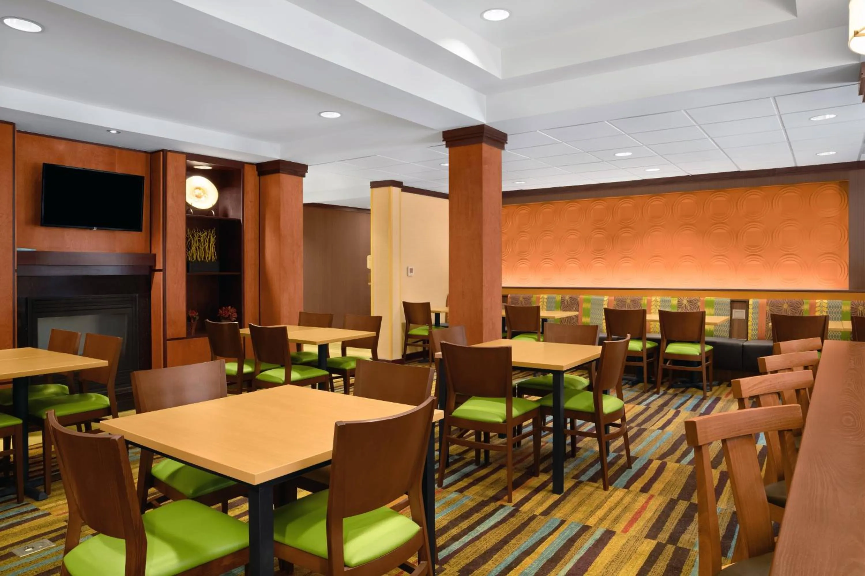 Restaurant/places to eat in Fairfield Inn and Suites by Marriott Saint Augustine I-95