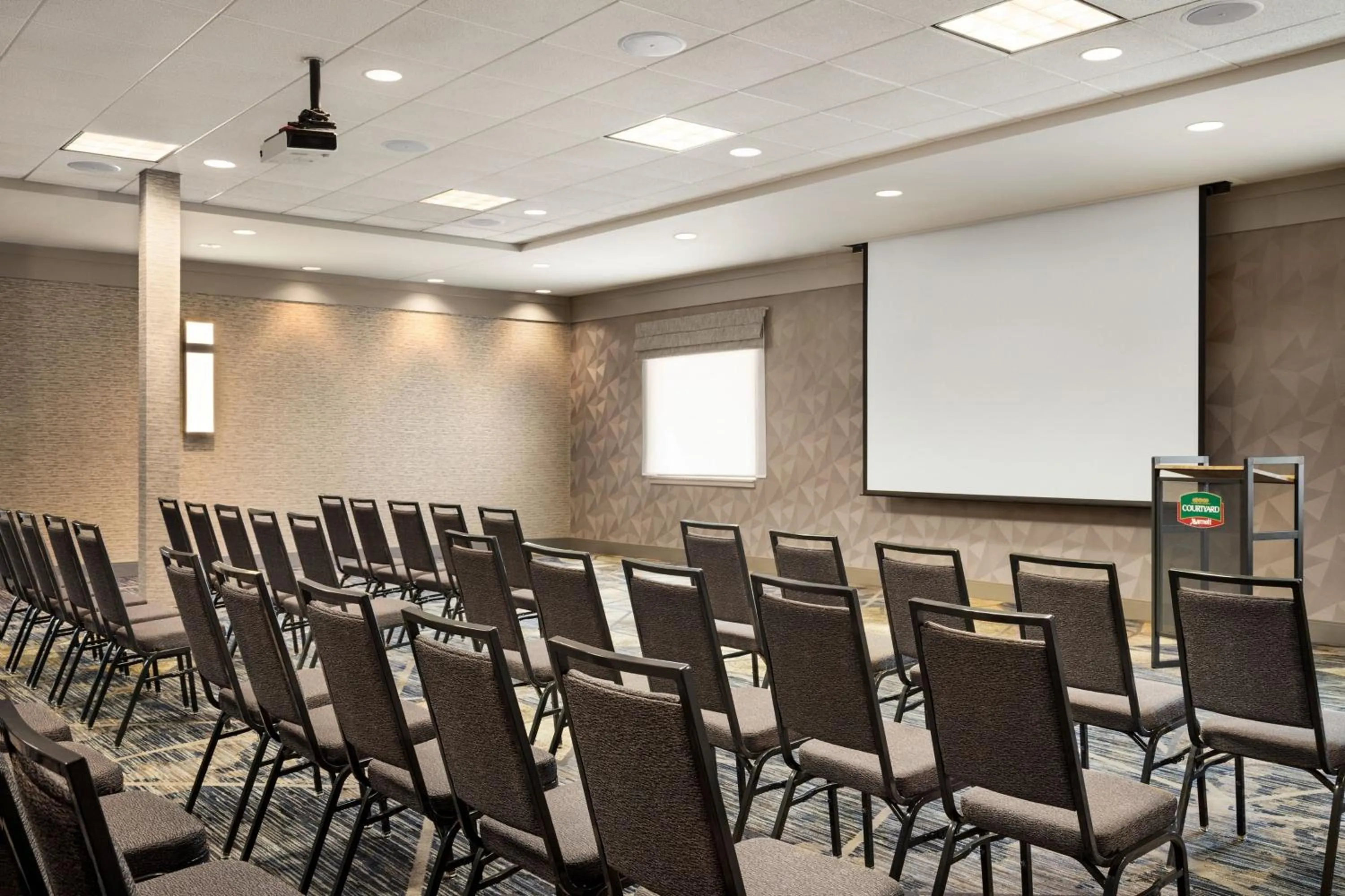 Meeting/conference room in Courtyard by Marriott Columbia