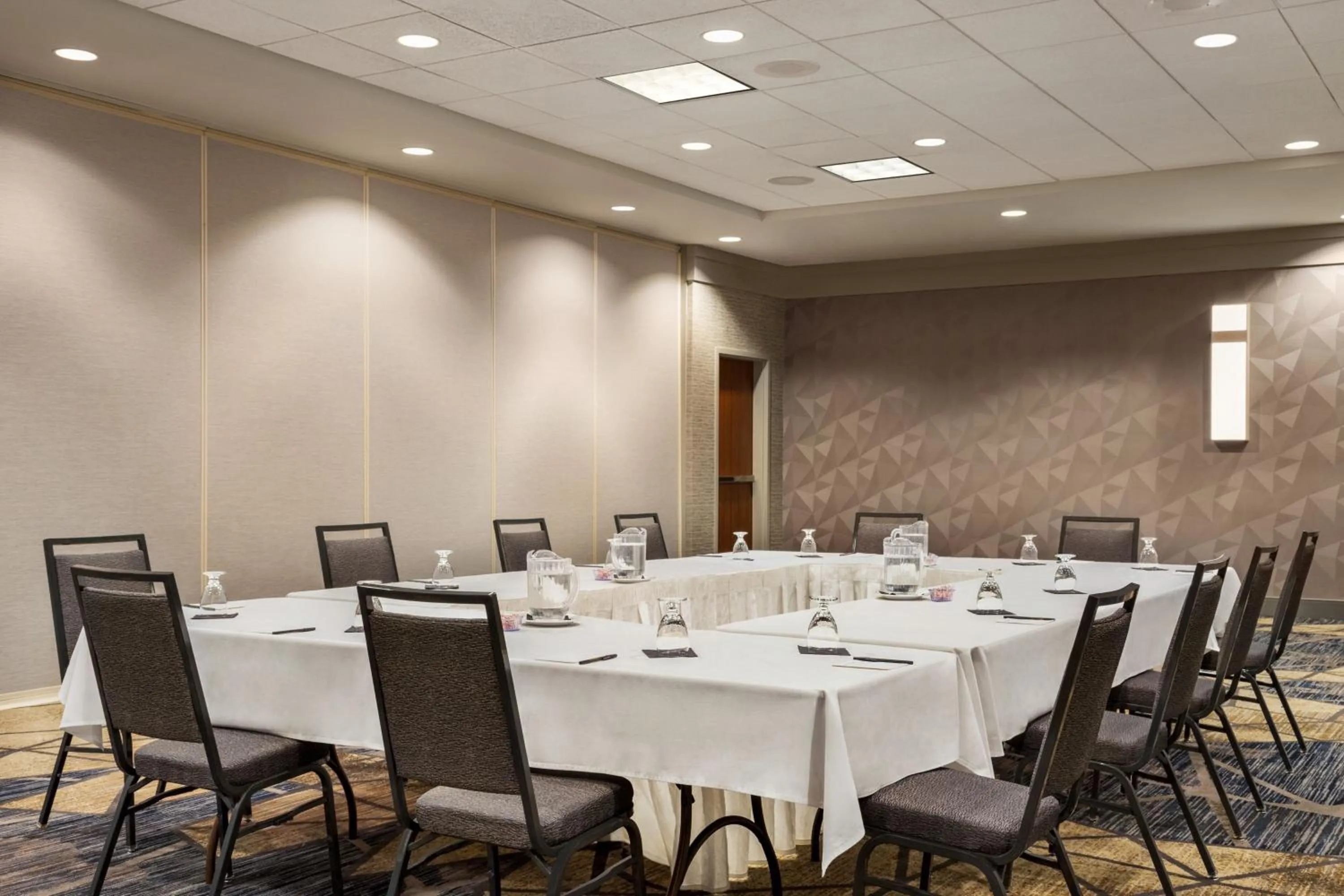 Meeting/conference room in Courtyard by Marriott Columbia