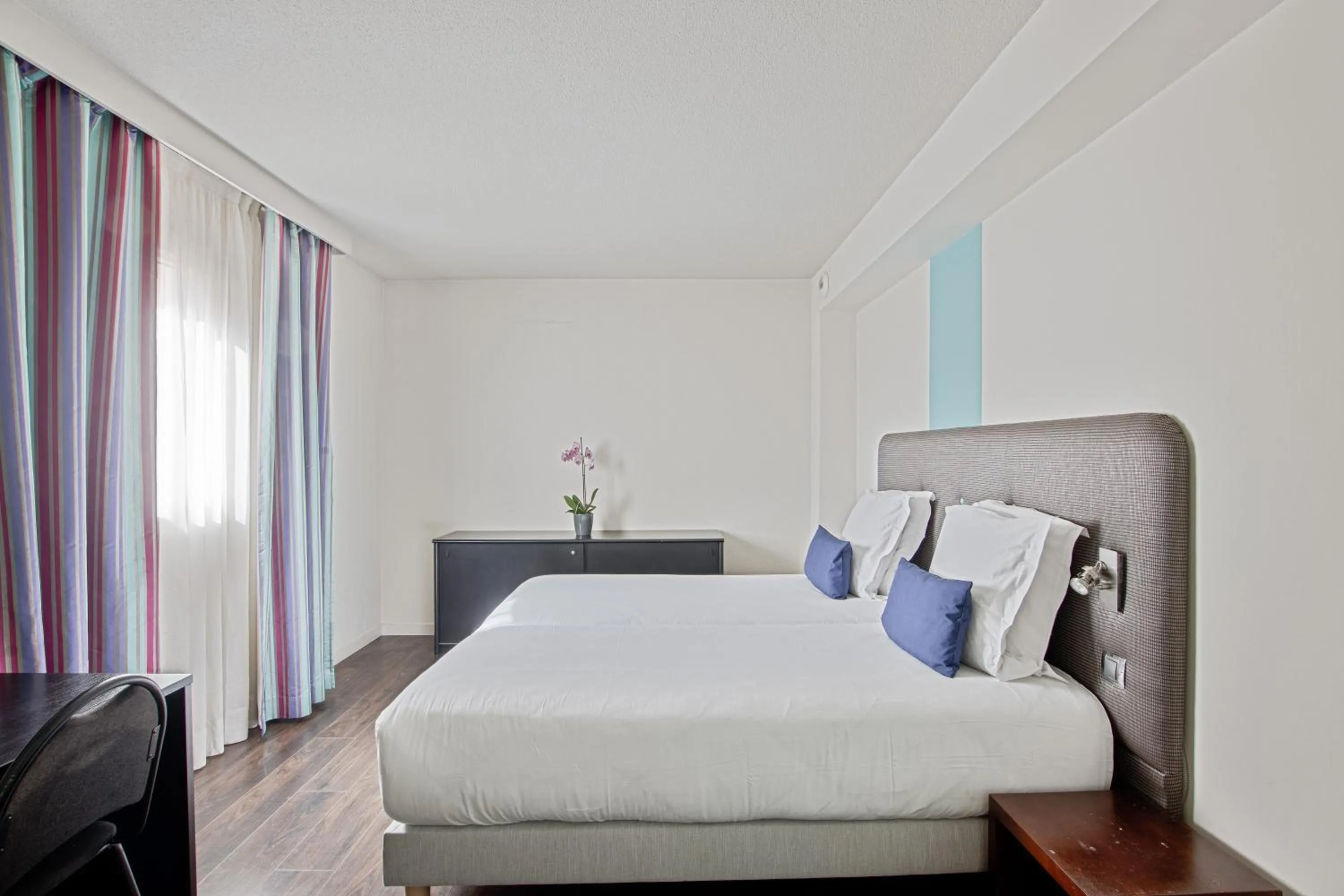 Bed in Hôtel Provence