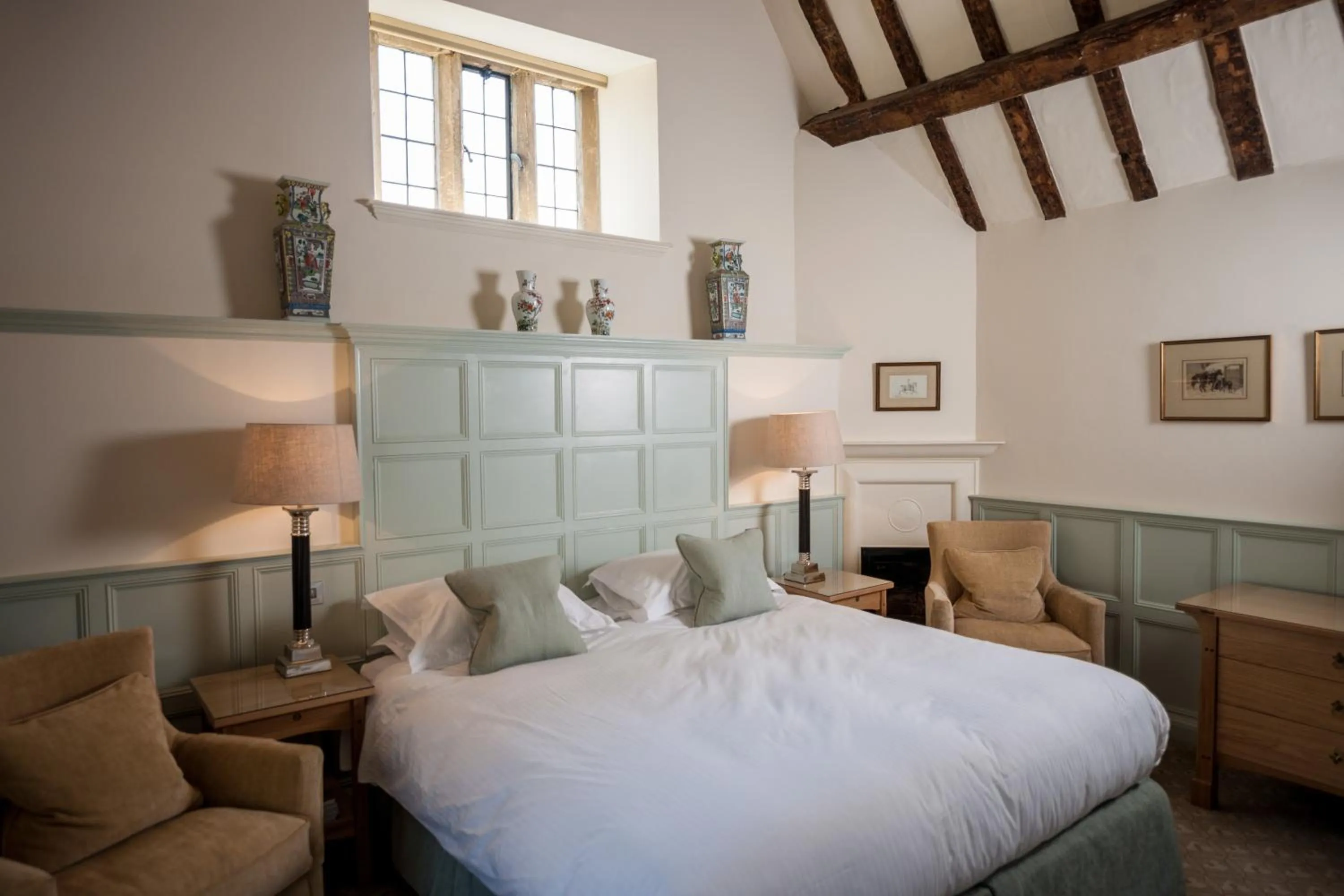 Bedroom, Bed in Buckland Manor - A Relais & Chateaux Hotel