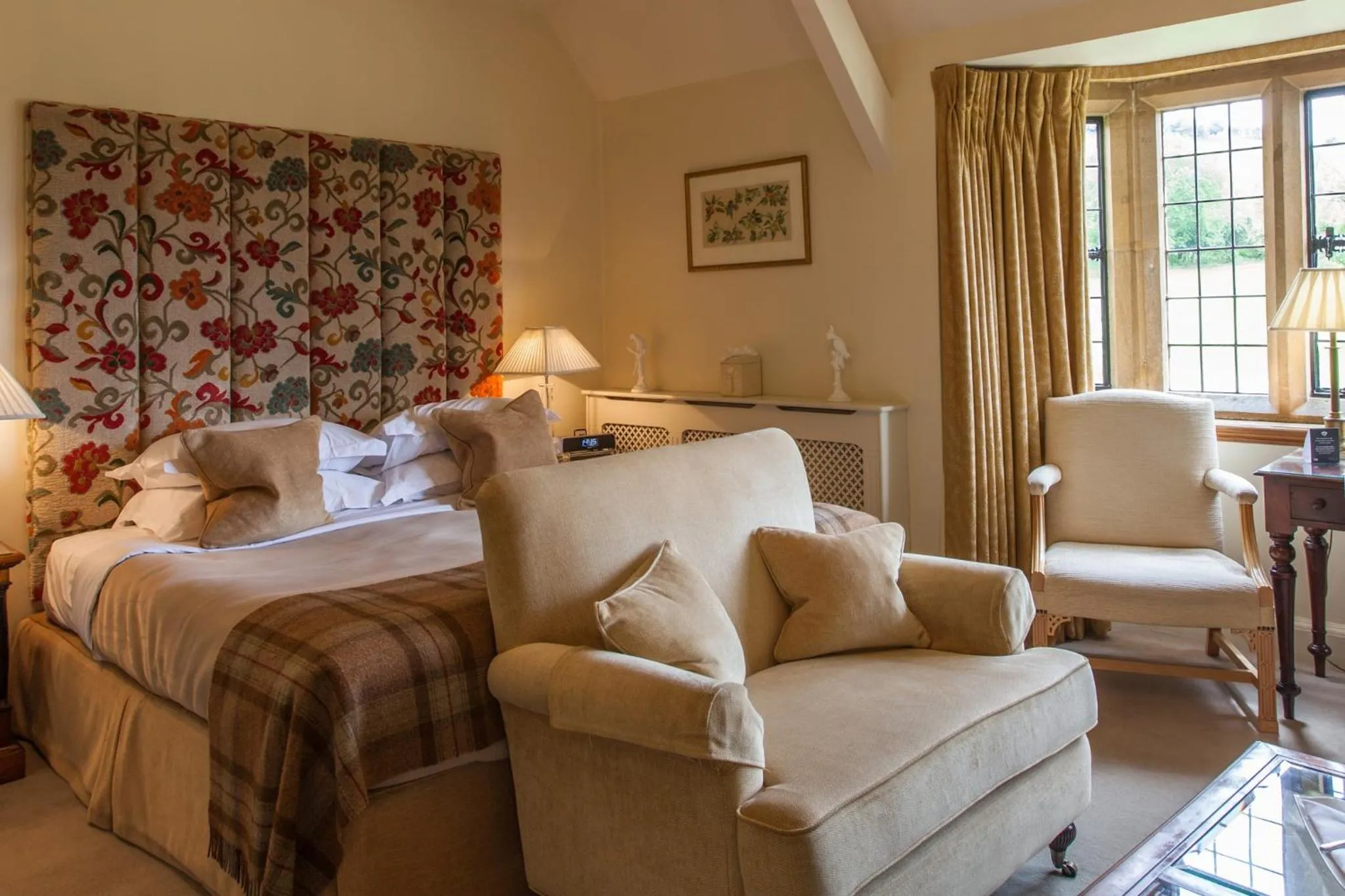 Bedroom, Bed in Buckland Manor - A Relais & Chateaux Hotel