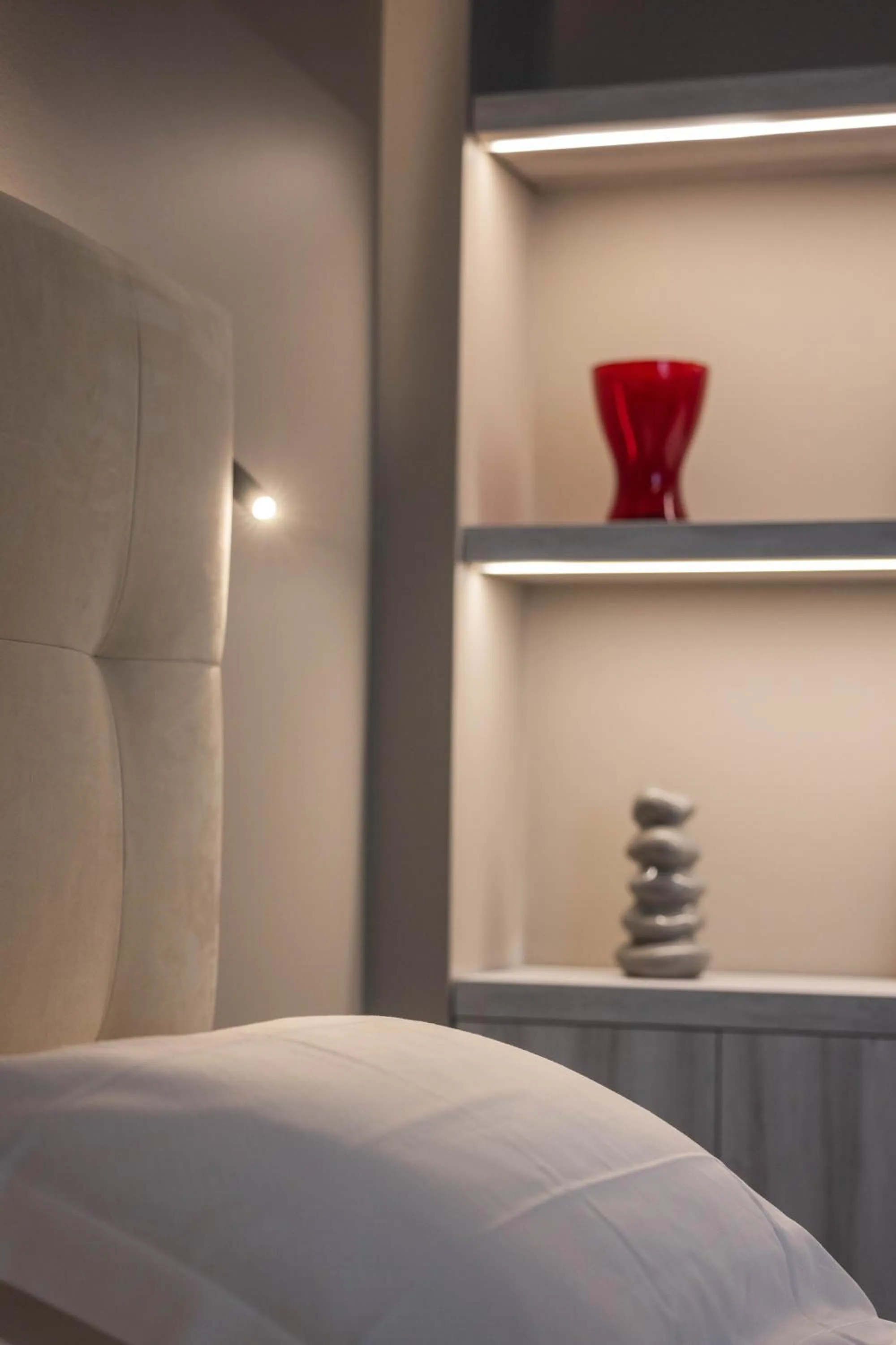 Decorative detail, Bed in Residence Oliveto