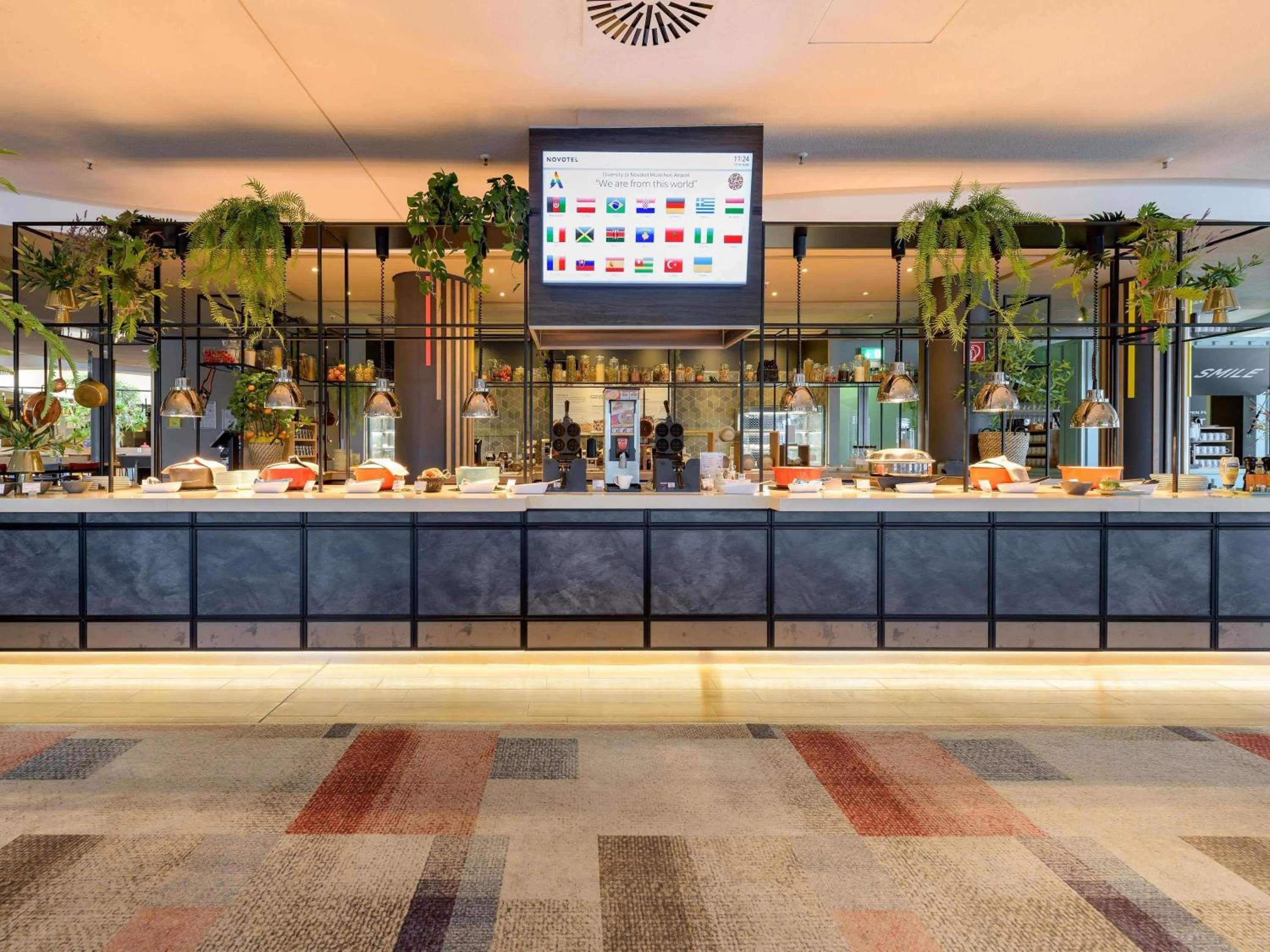 Restaurant/places to eat in Novotel München Airport