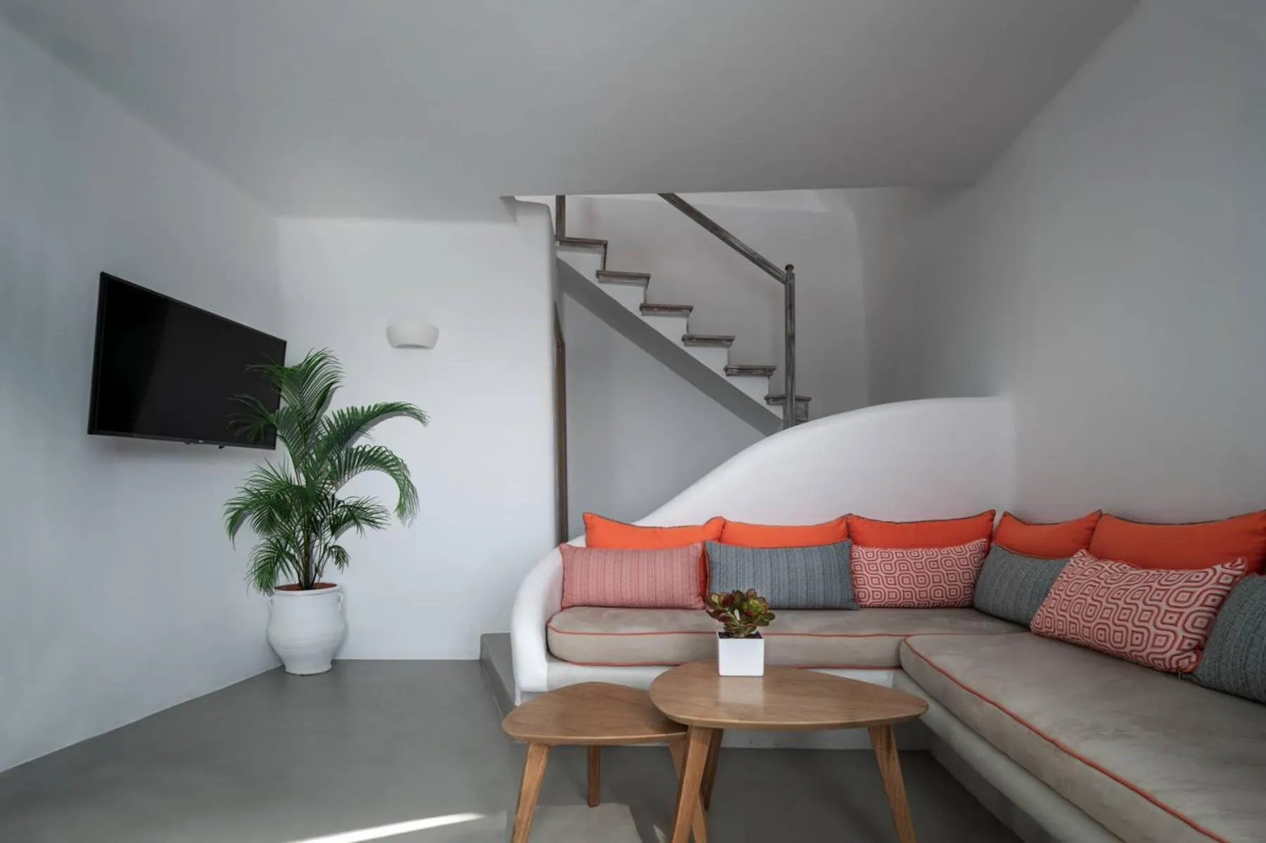 Seating area in La Perla Villas and Suites - Adults Only