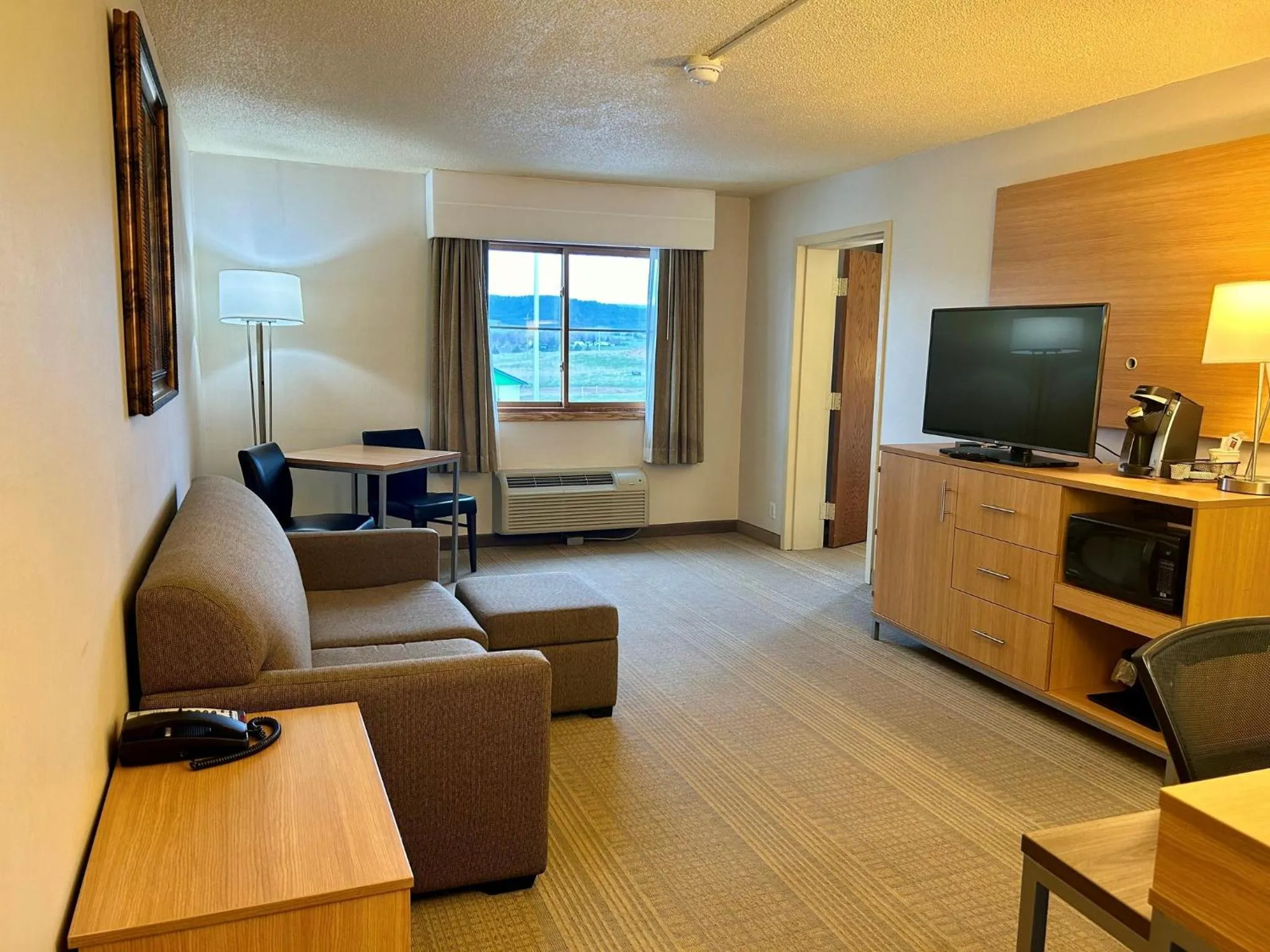 Photo of the whole room in Holiday Inn Spearfish-Convention Center by IHG