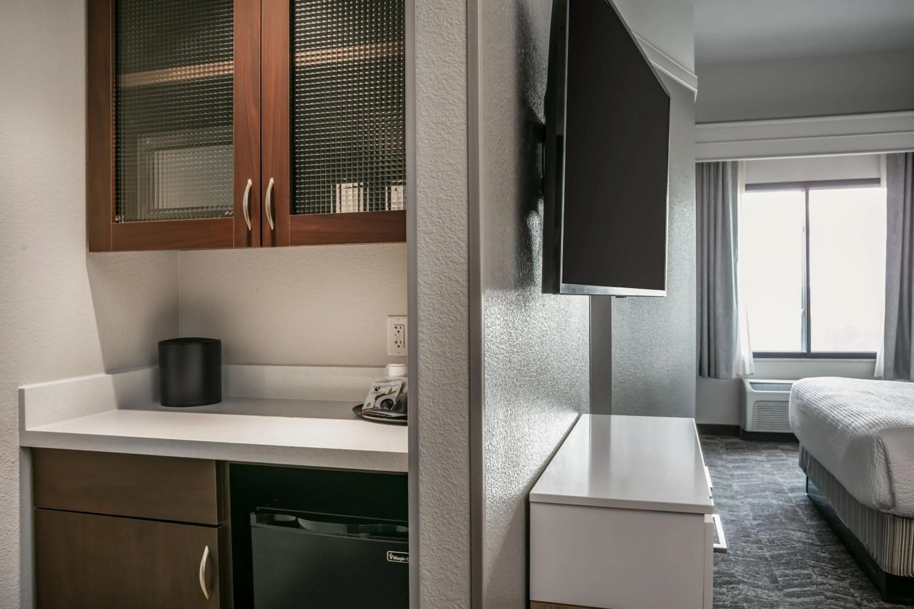 Kitchen or kitchenette, Bed in SpringHill Suites by Marriott Cheyenne
