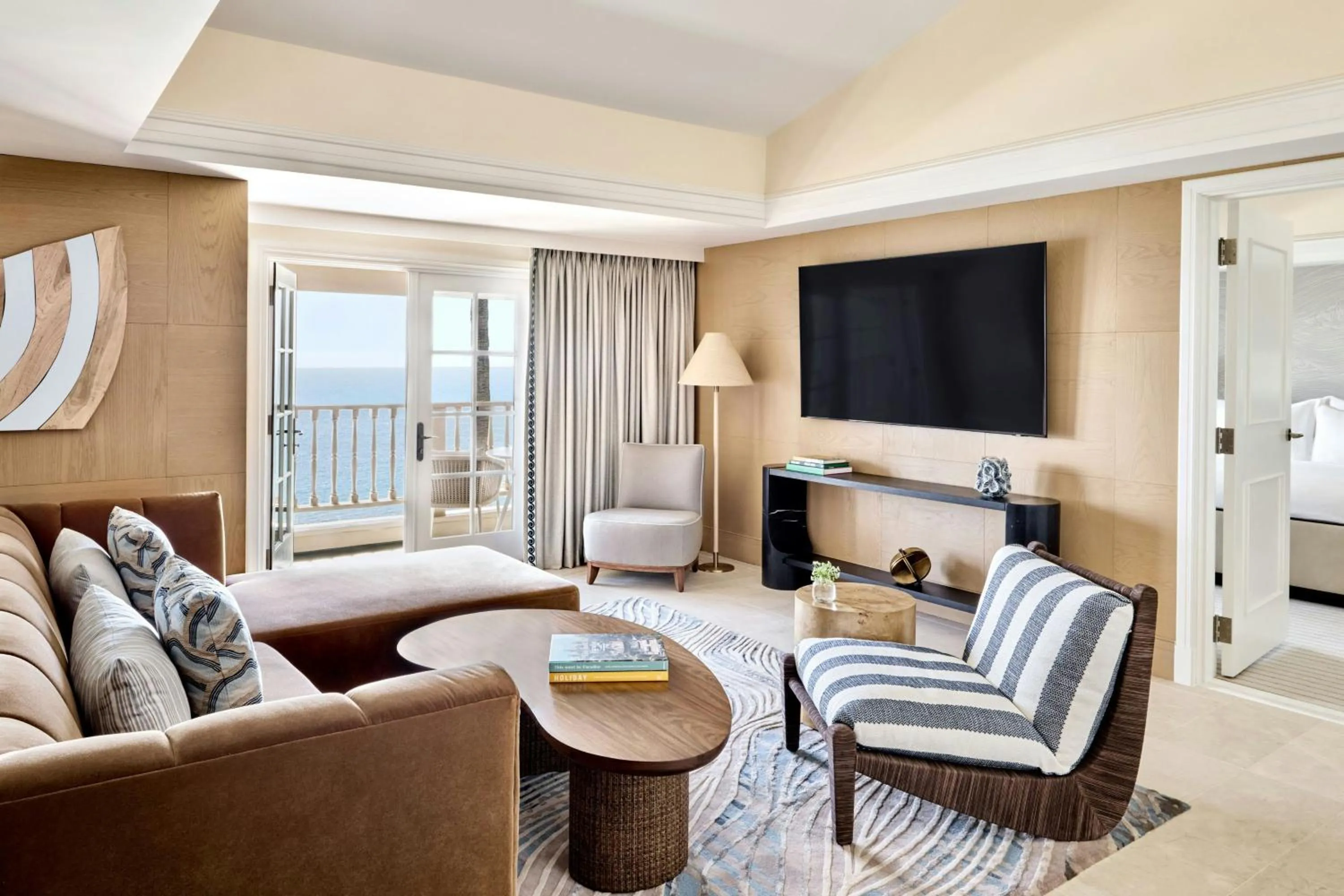 Living room in The Ritz-Carlton, Laguna Niguel
