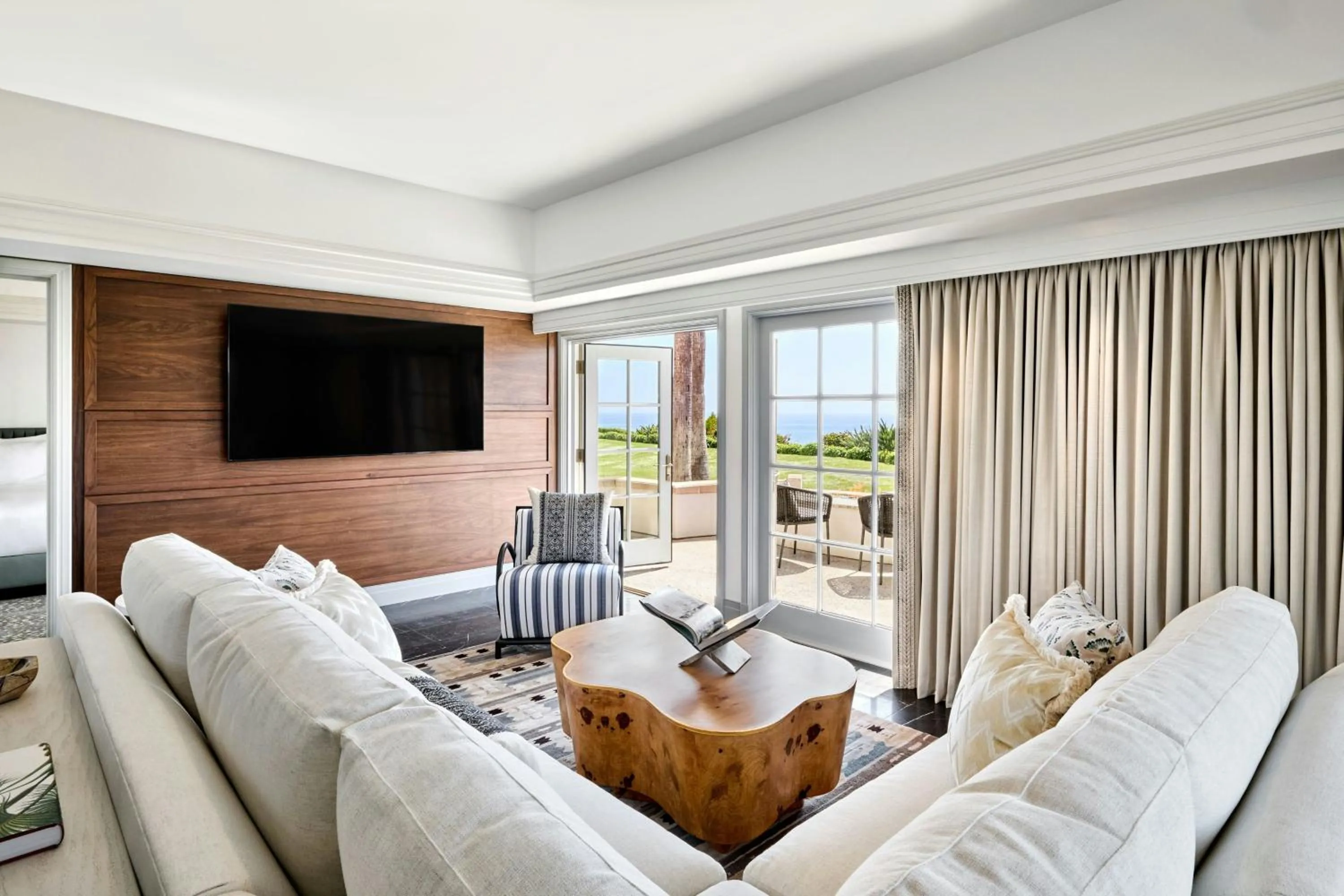 Bedroom in The Ritz-Carlton, Laguna Niguel