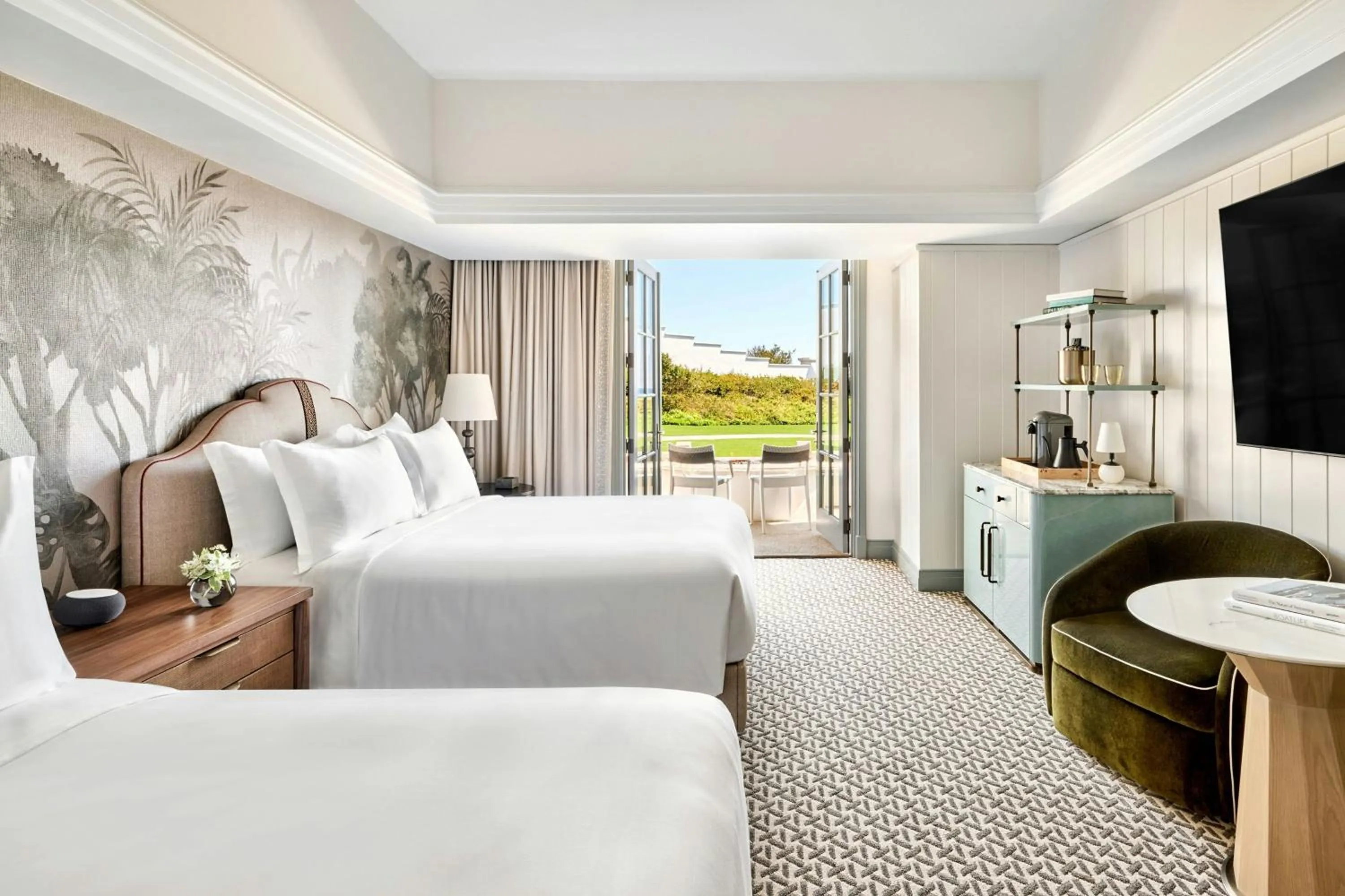 Photo of the whole room, Bed in The Ritz-Carlton, Laguna Niguel