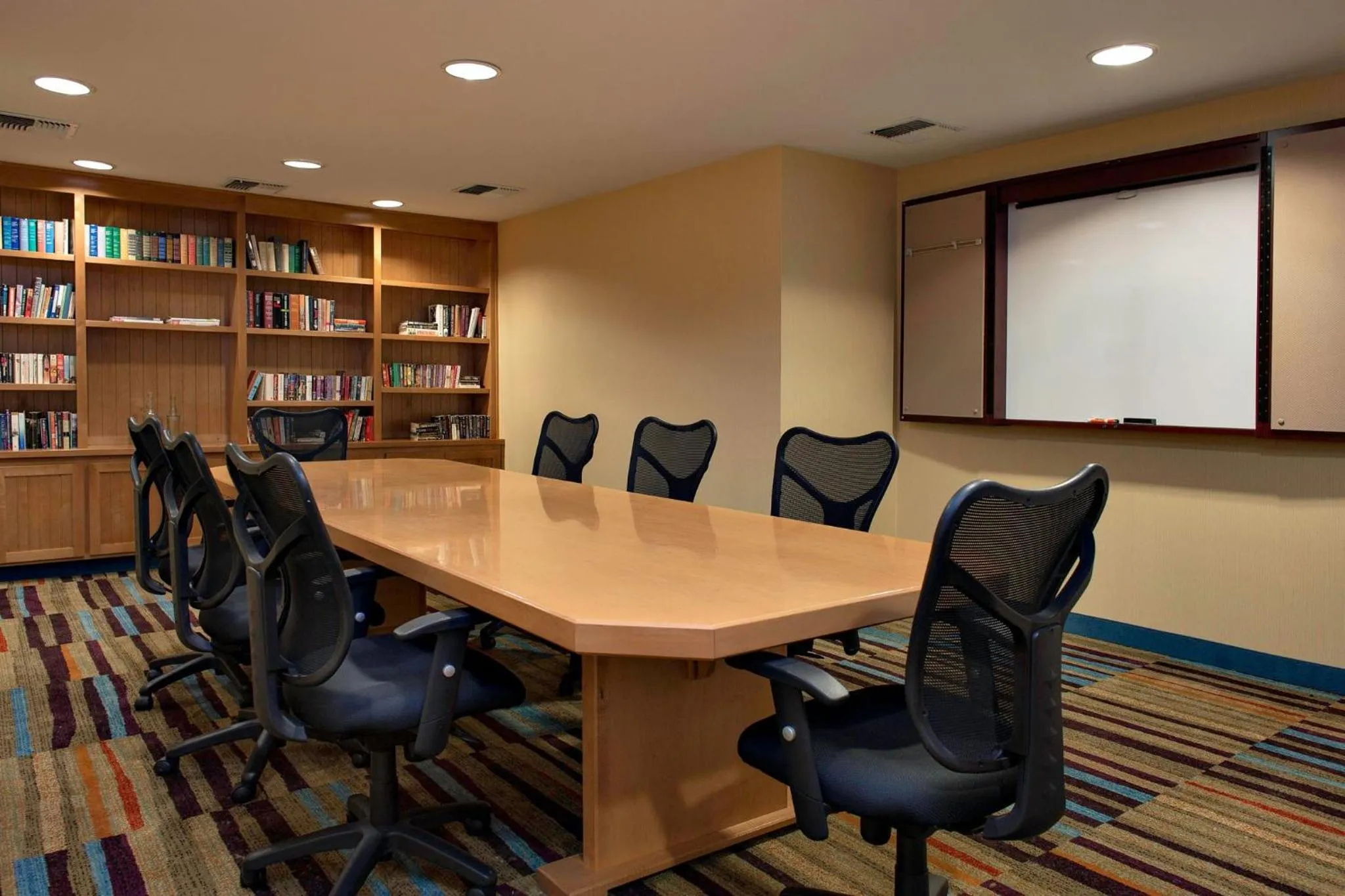 Meeting/conference room in Fairfield Inn and Suites Santa Rosa Sebastopol