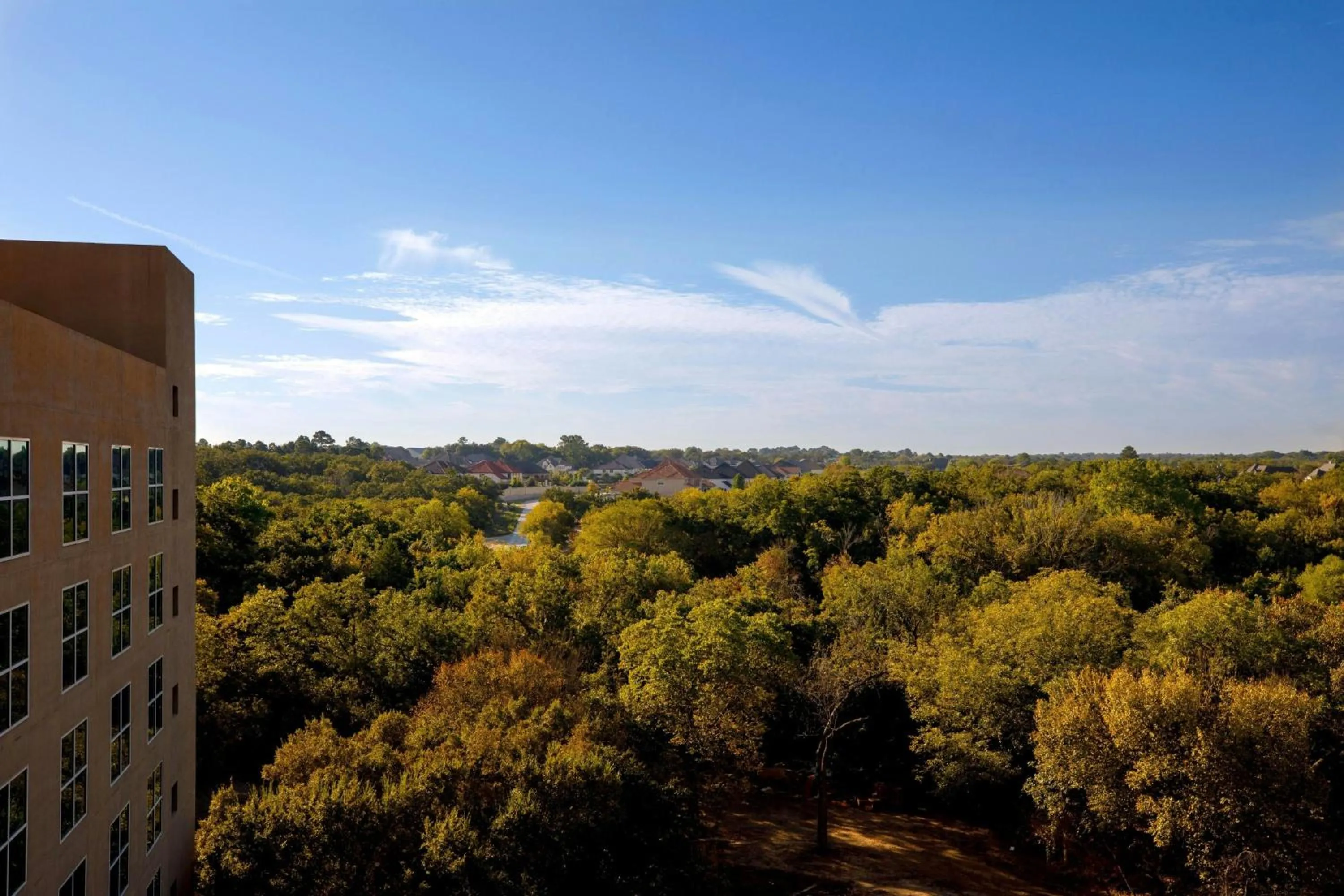 Photo of the whole room in Marriott Dallas Fort Worth Westlake