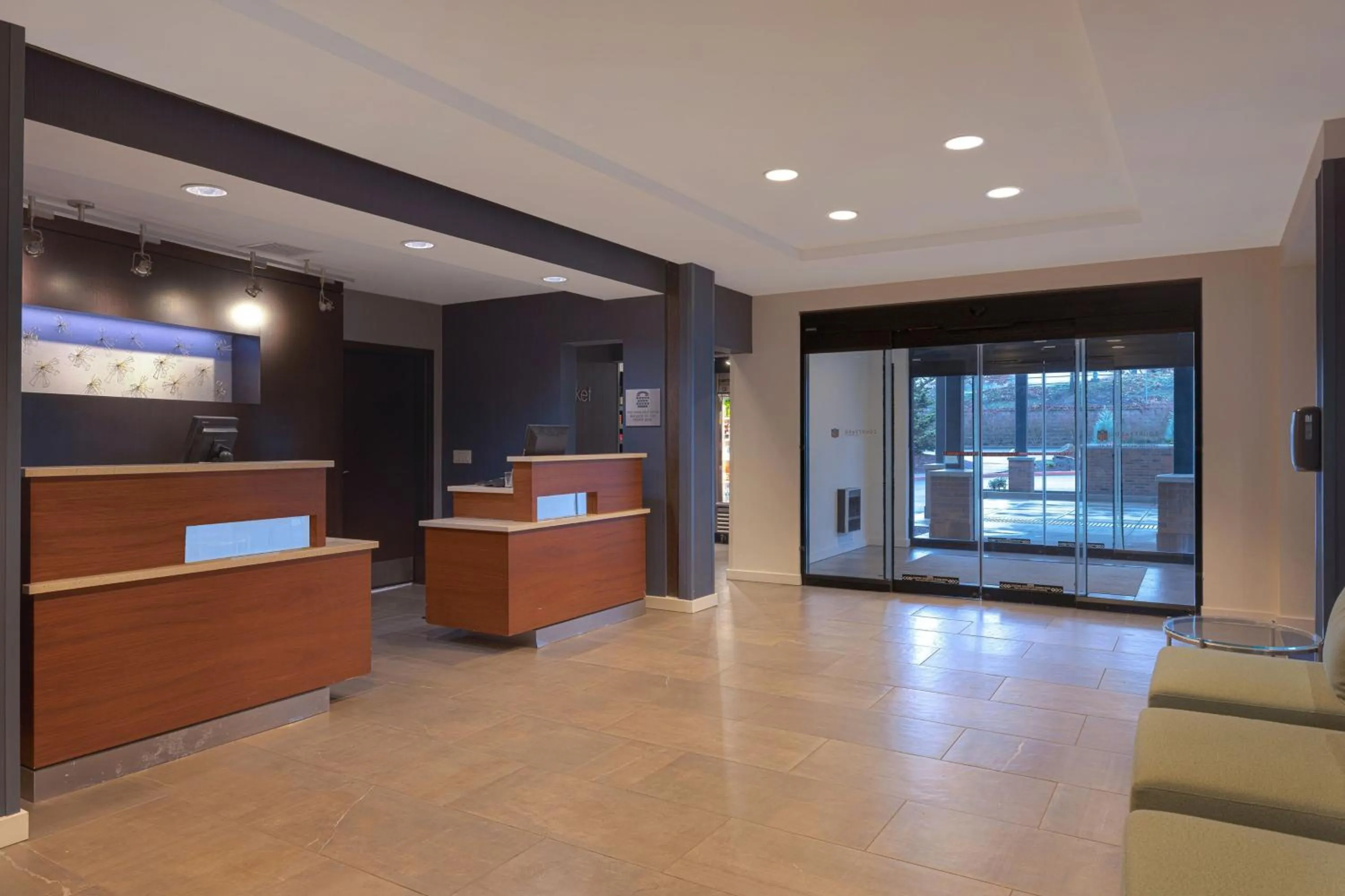 Lobby or reception in Courtyard by Marriott Portland Southeast/Clackamas