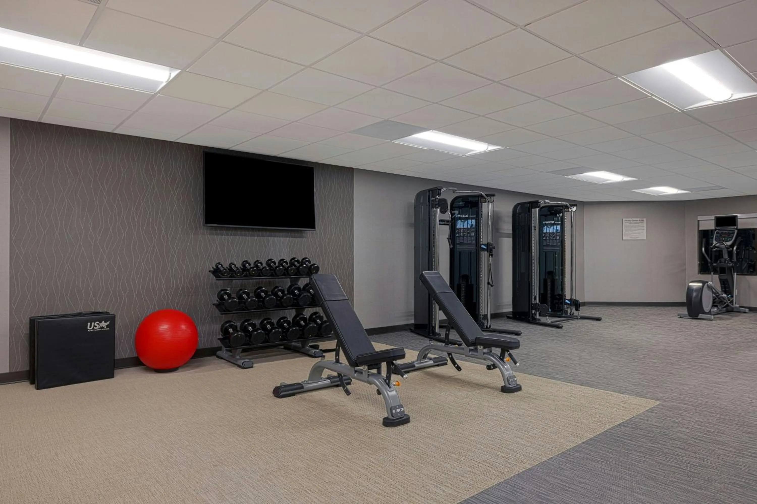 Fitness centre/facilities in Courtyard by Marriott Portland Southeast/Clackamas