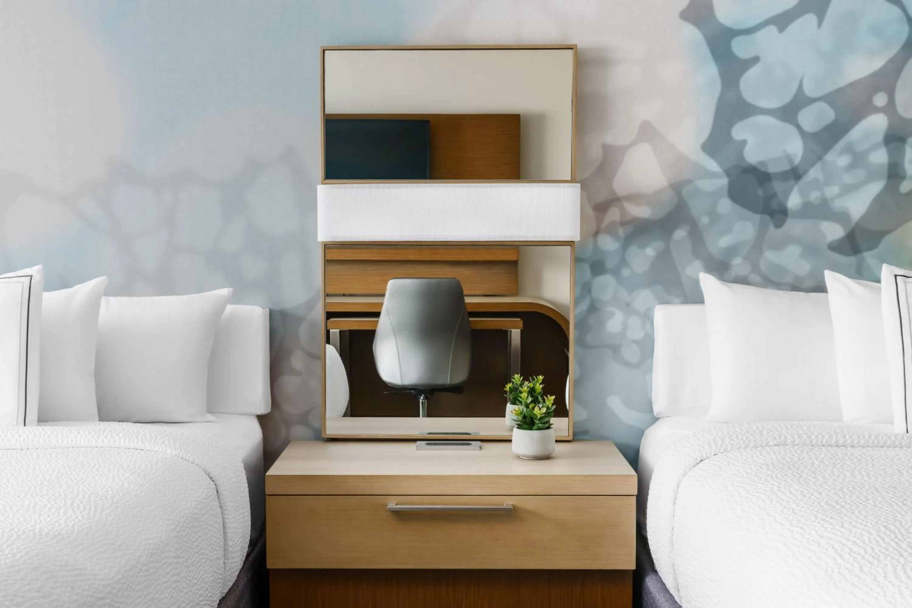 Photo of the whole room, Bed in Courtyard by Marriott Dallas Lewisville