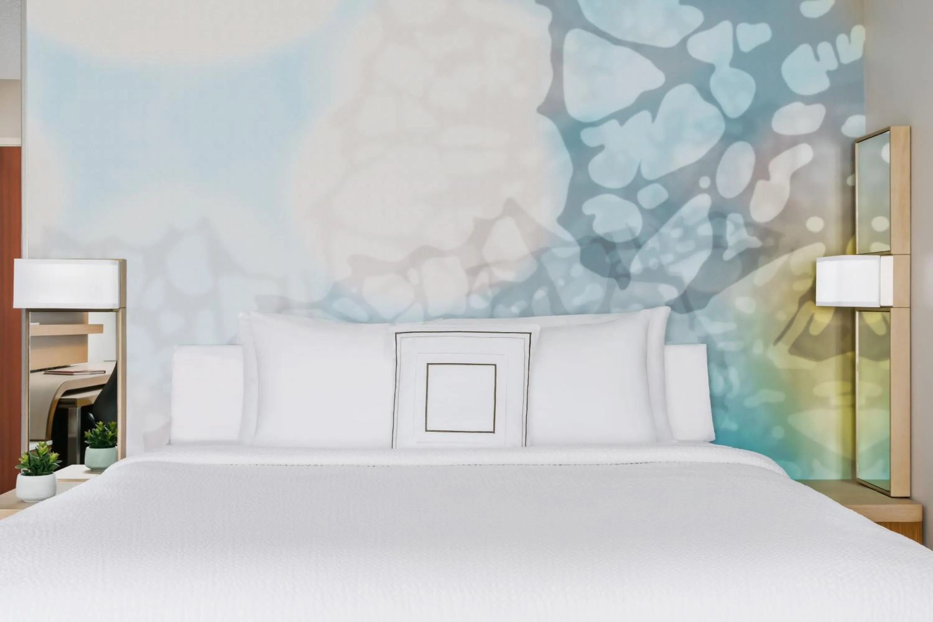 Photo of the whole room, Bed in Courtyard by Marriott Dallas Lewisville