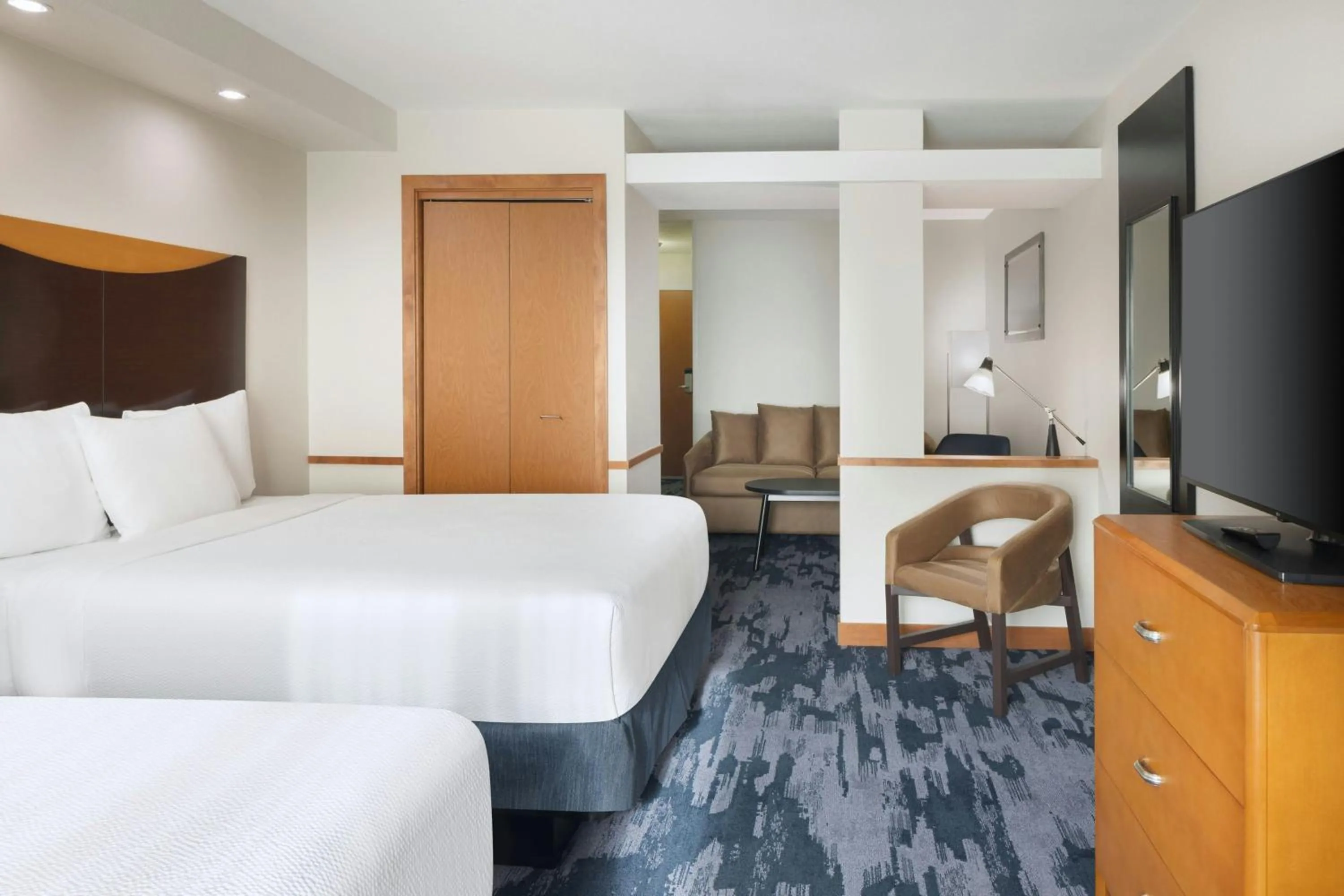 Bedroom, Bed in Fairfield Inn and Suites Turlock