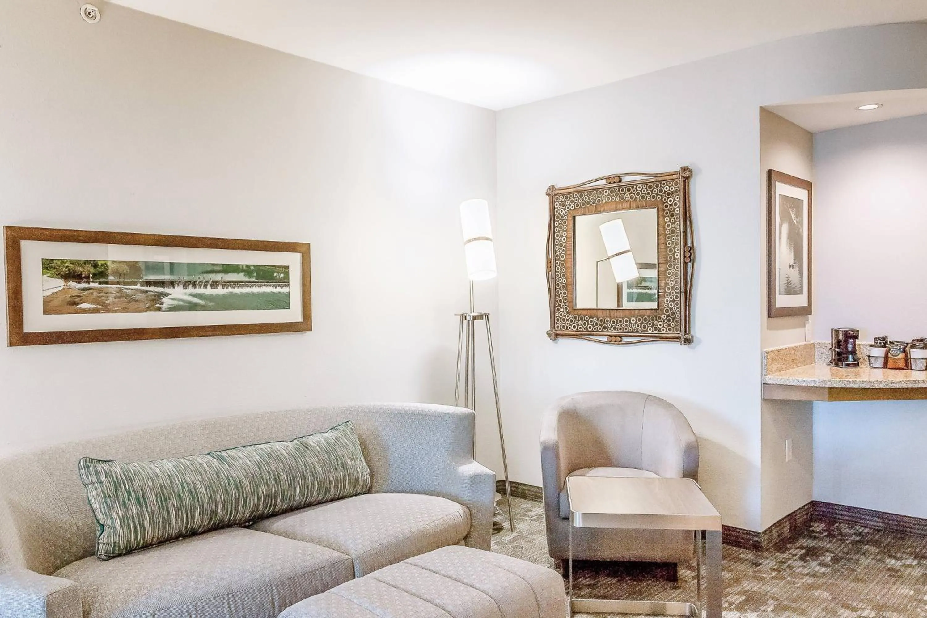 Photo of the whole room in Courtyard by Marriott New Braunfels River Village