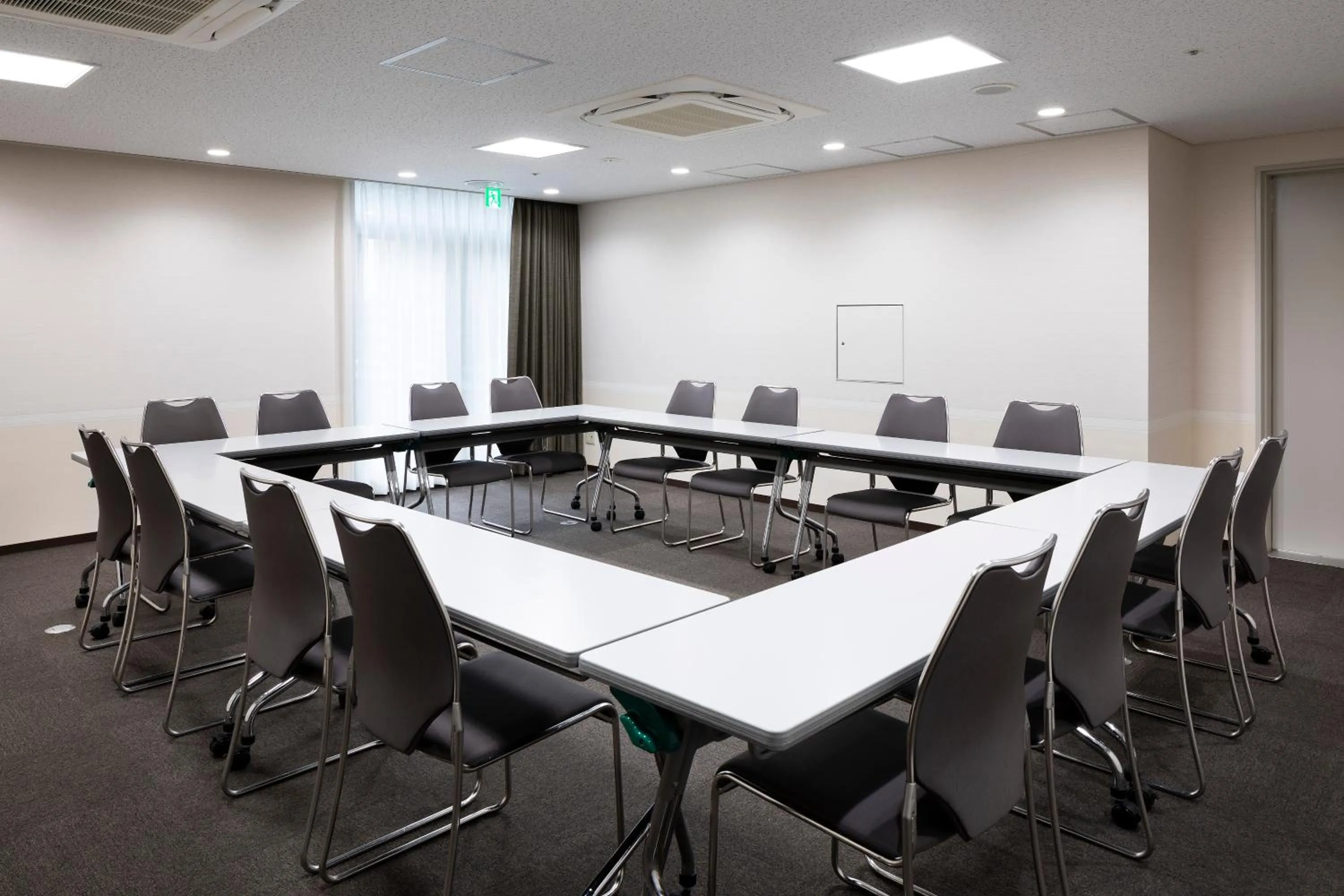 Meeting/conference room in Holiday Inn Kyoto Gojo