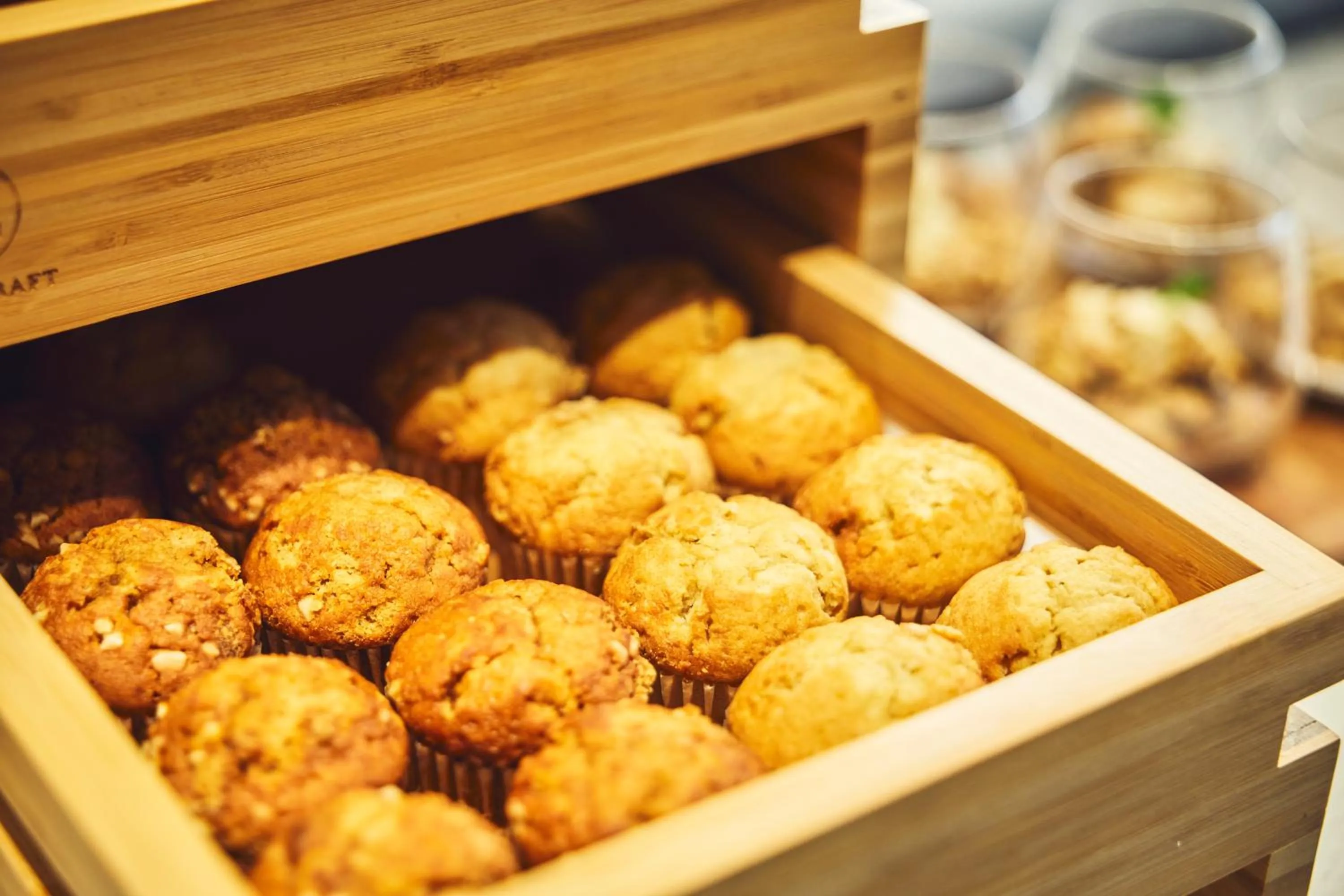 Restaurant/places to eat in Holiday Inn Kyoto Gojo