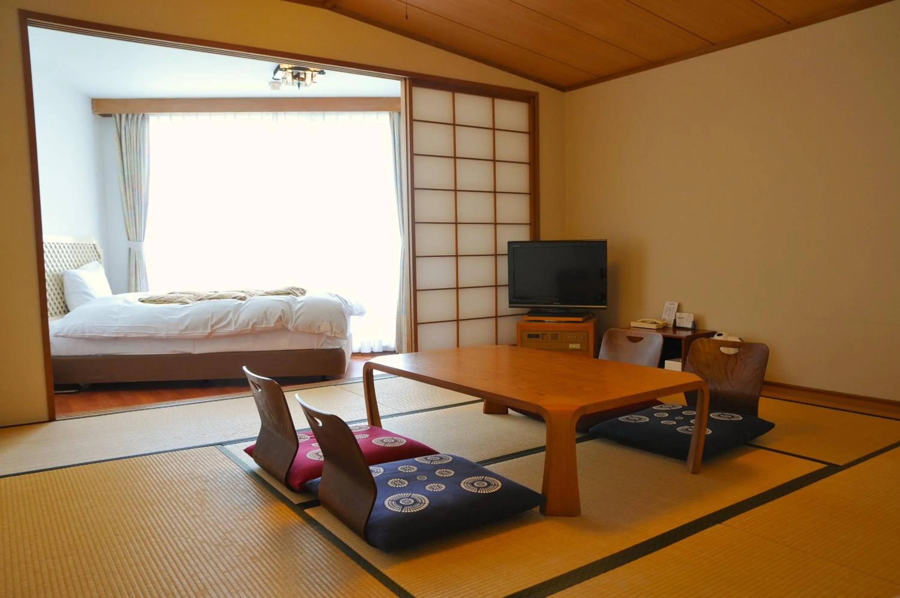 Photo of the whole room, Bed in Tateyama Resort Hotel