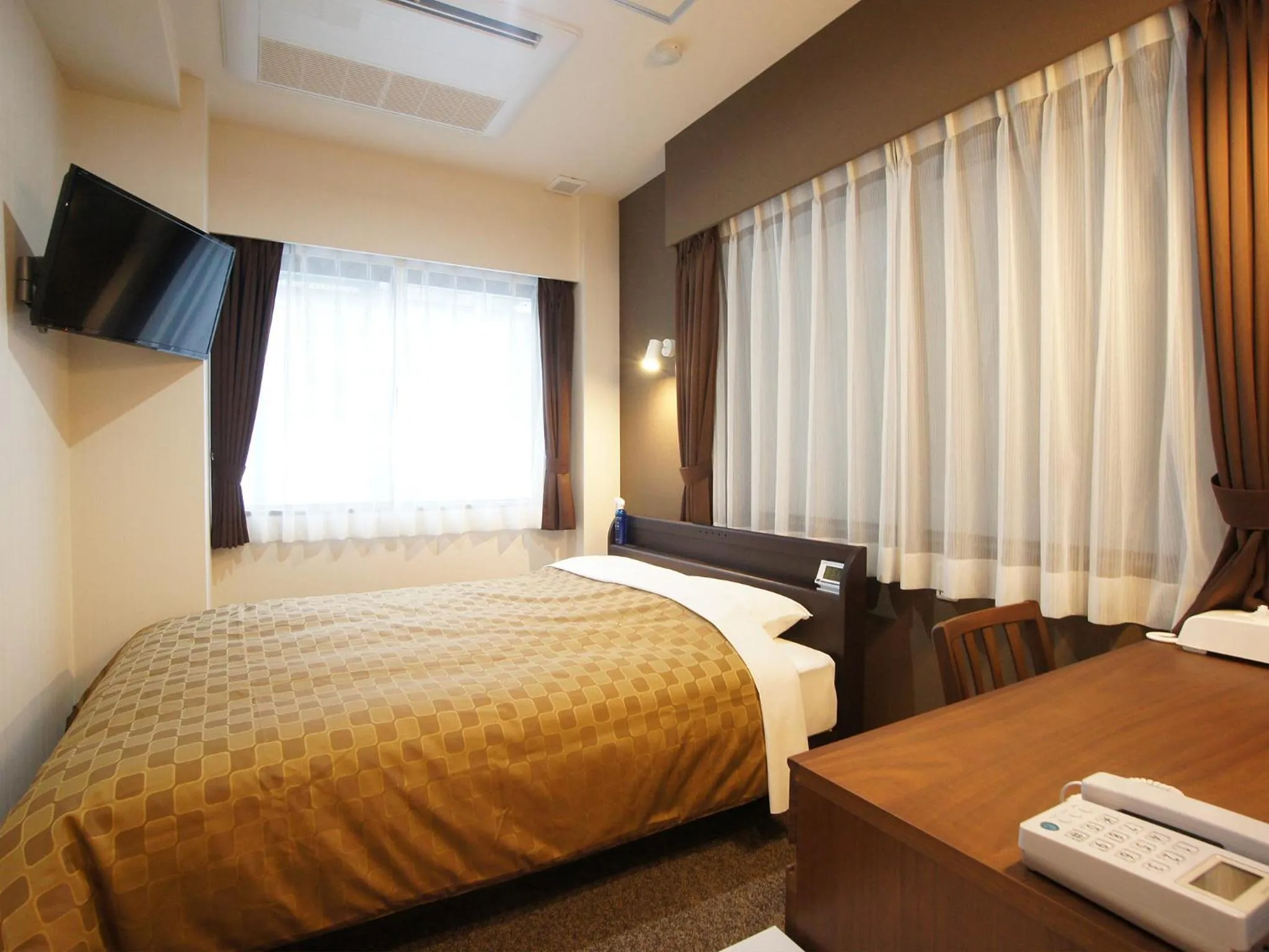 Photo of the whole room, Bed in Hotel Trend Asakusa