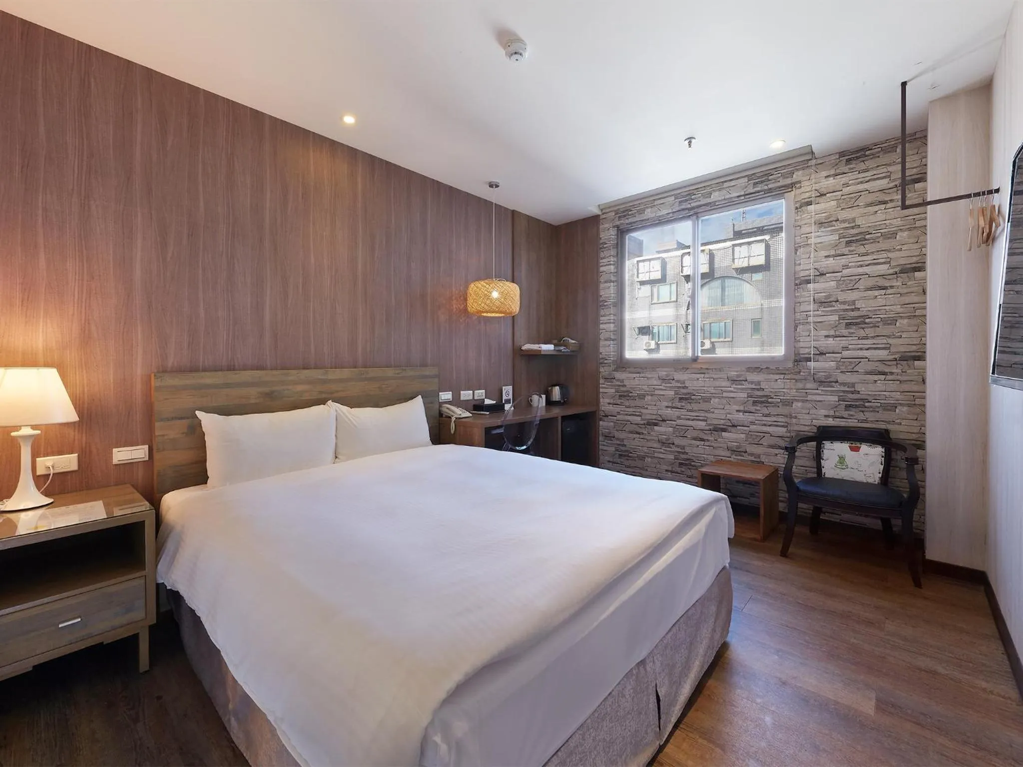 Photo of the whole room, Bed in CHECK inn Yilan LuoDong