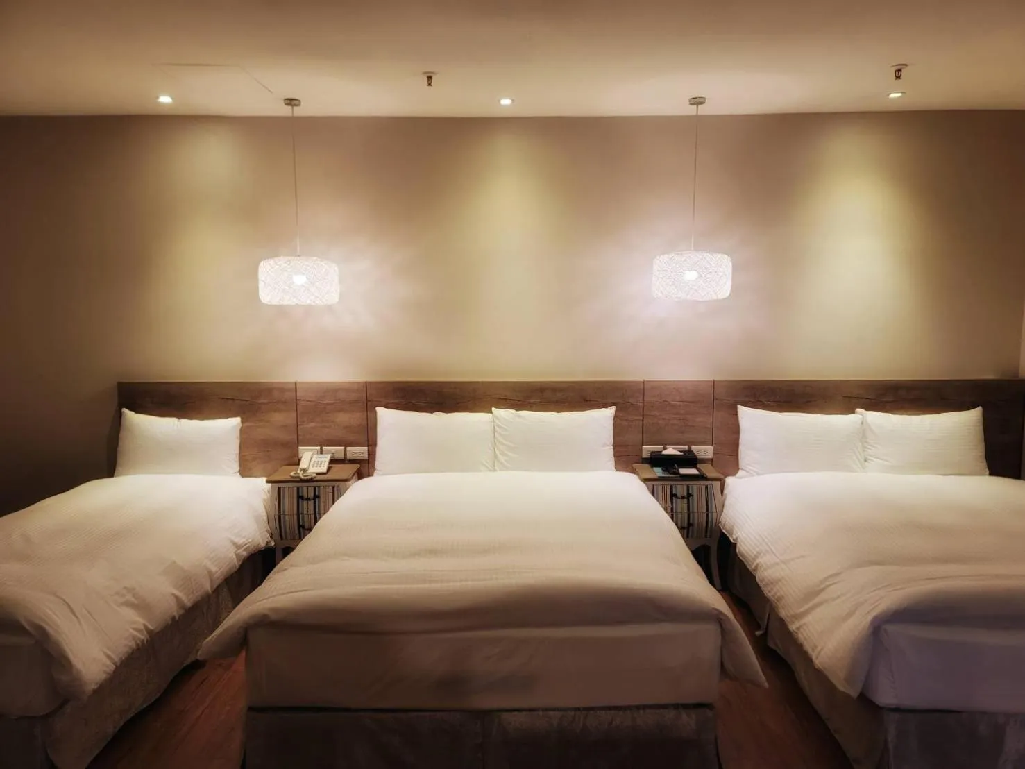 Family Room with Balcony in CHECK inn Yilan LuoDong