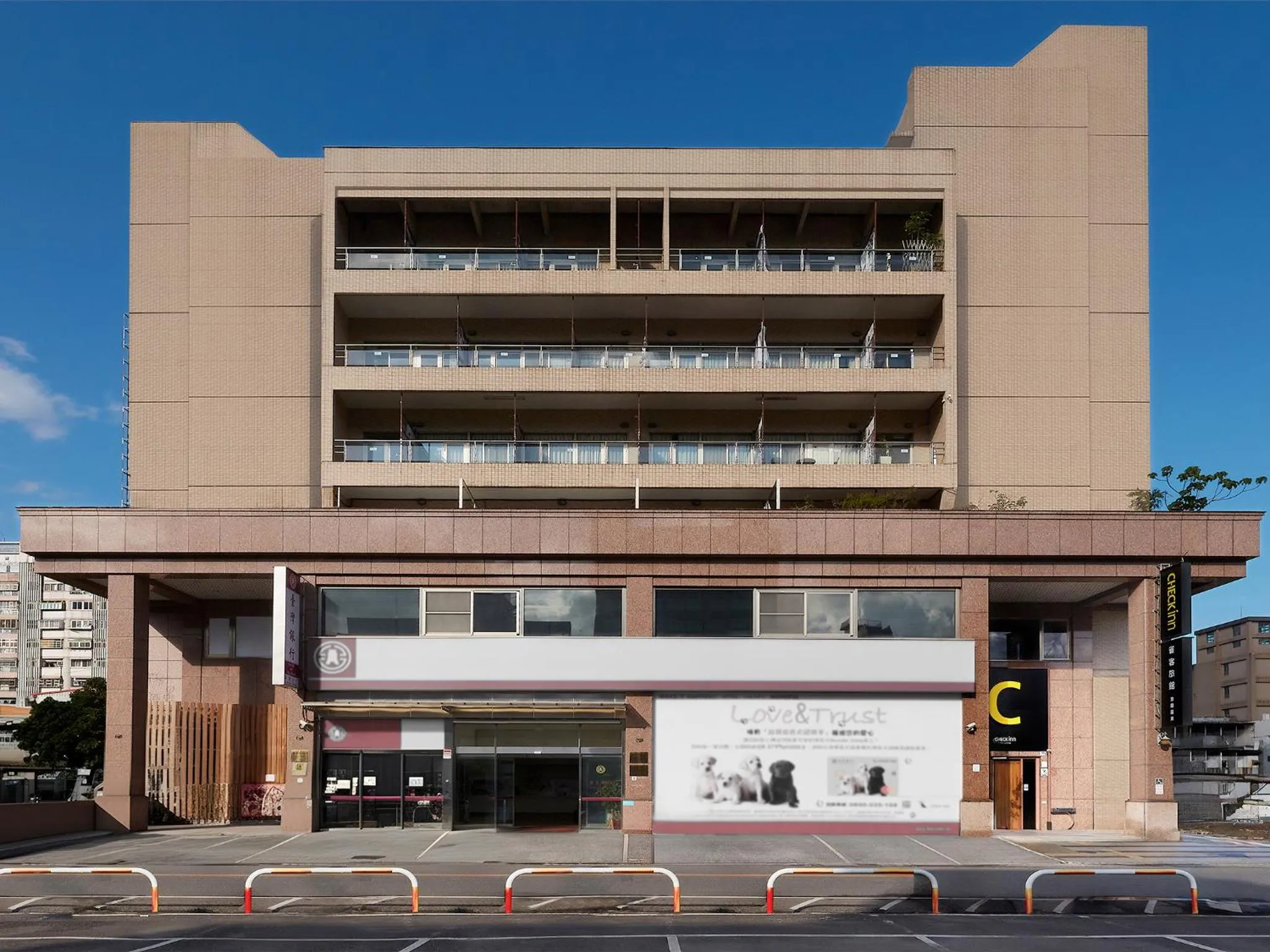 Property building in CHECK inn Yilan LuoDong