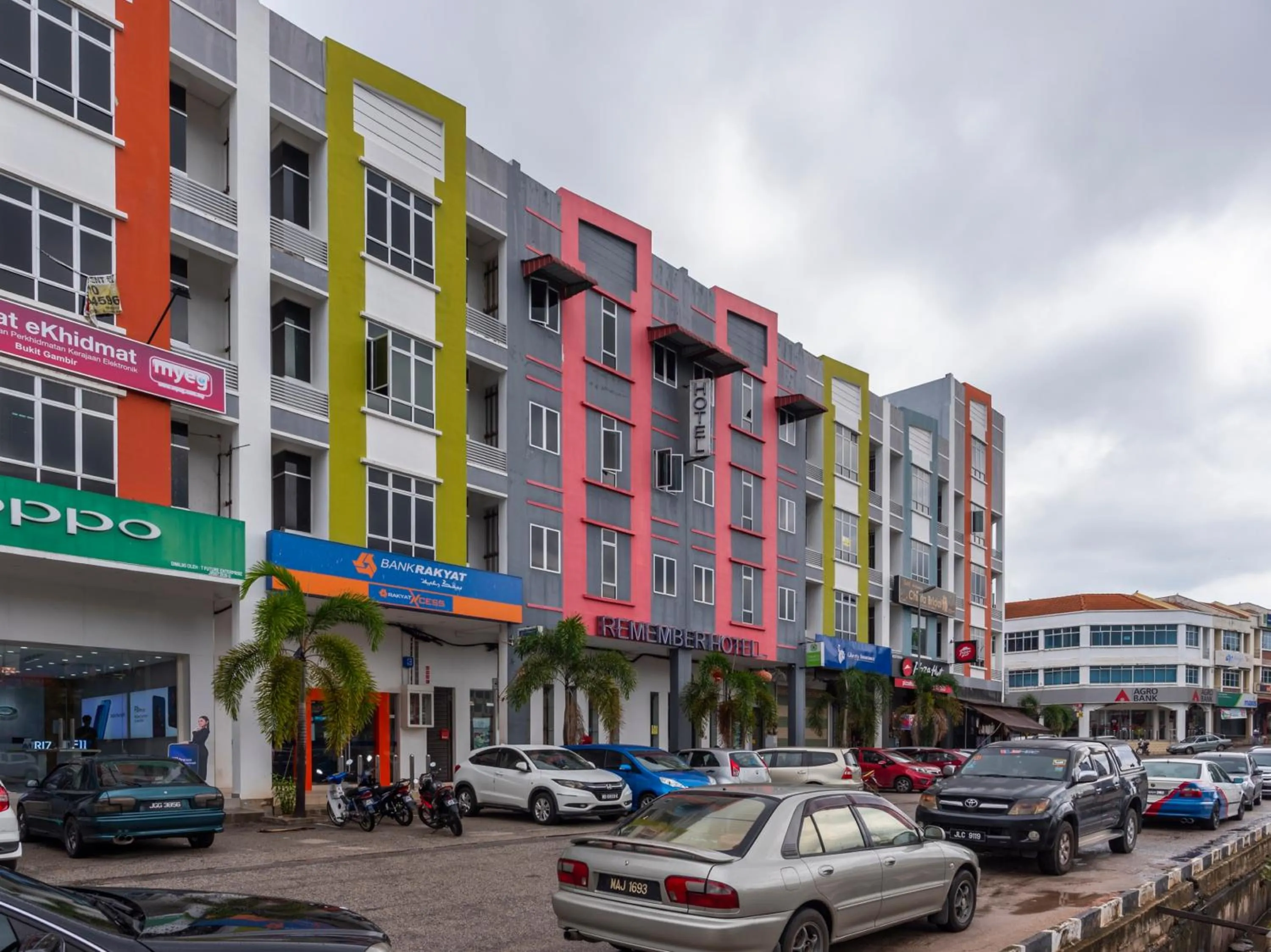 Property building in Remember Hotel Bukit Gambir