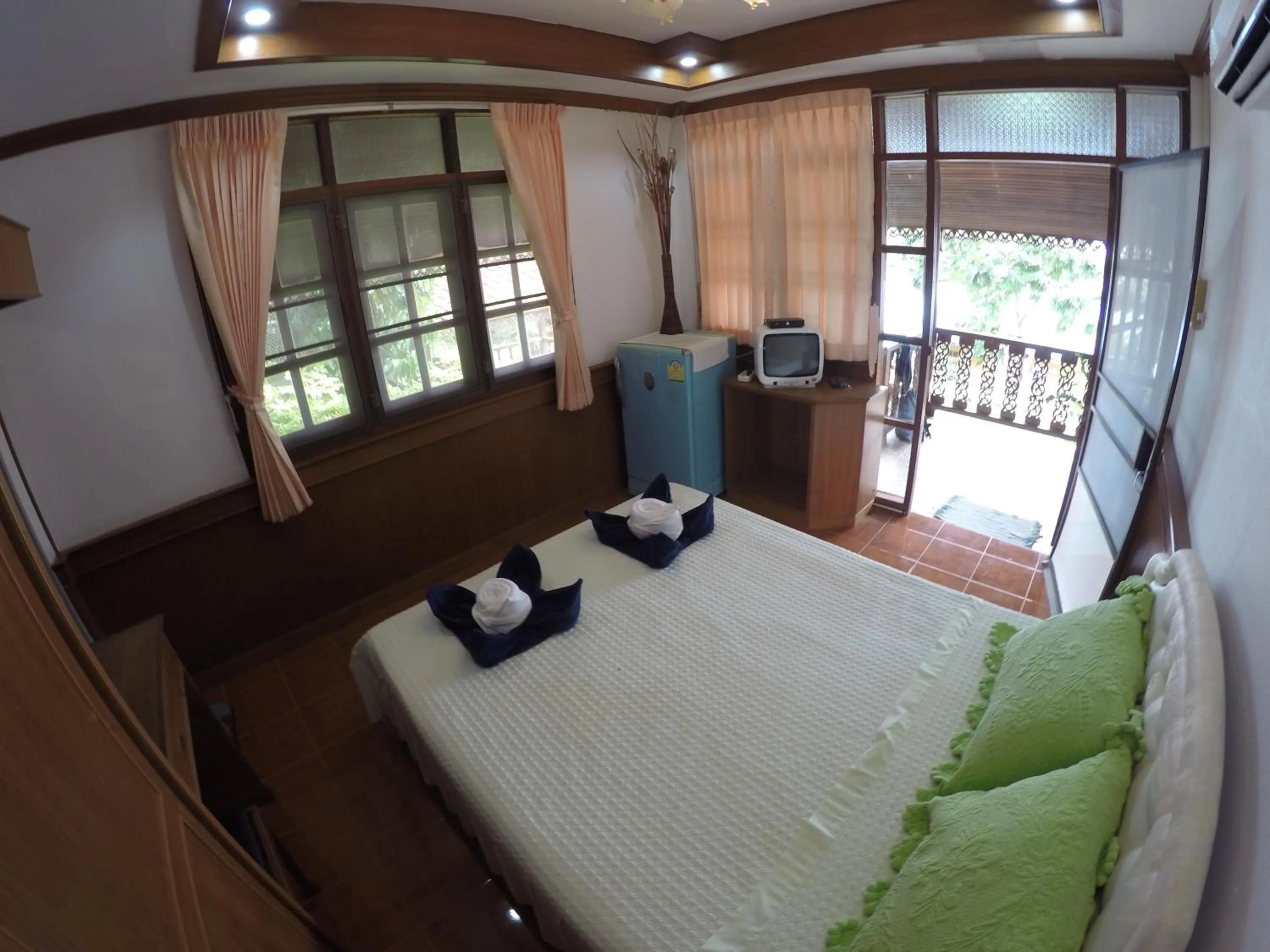 Patio, Bed in Tanyaporn House