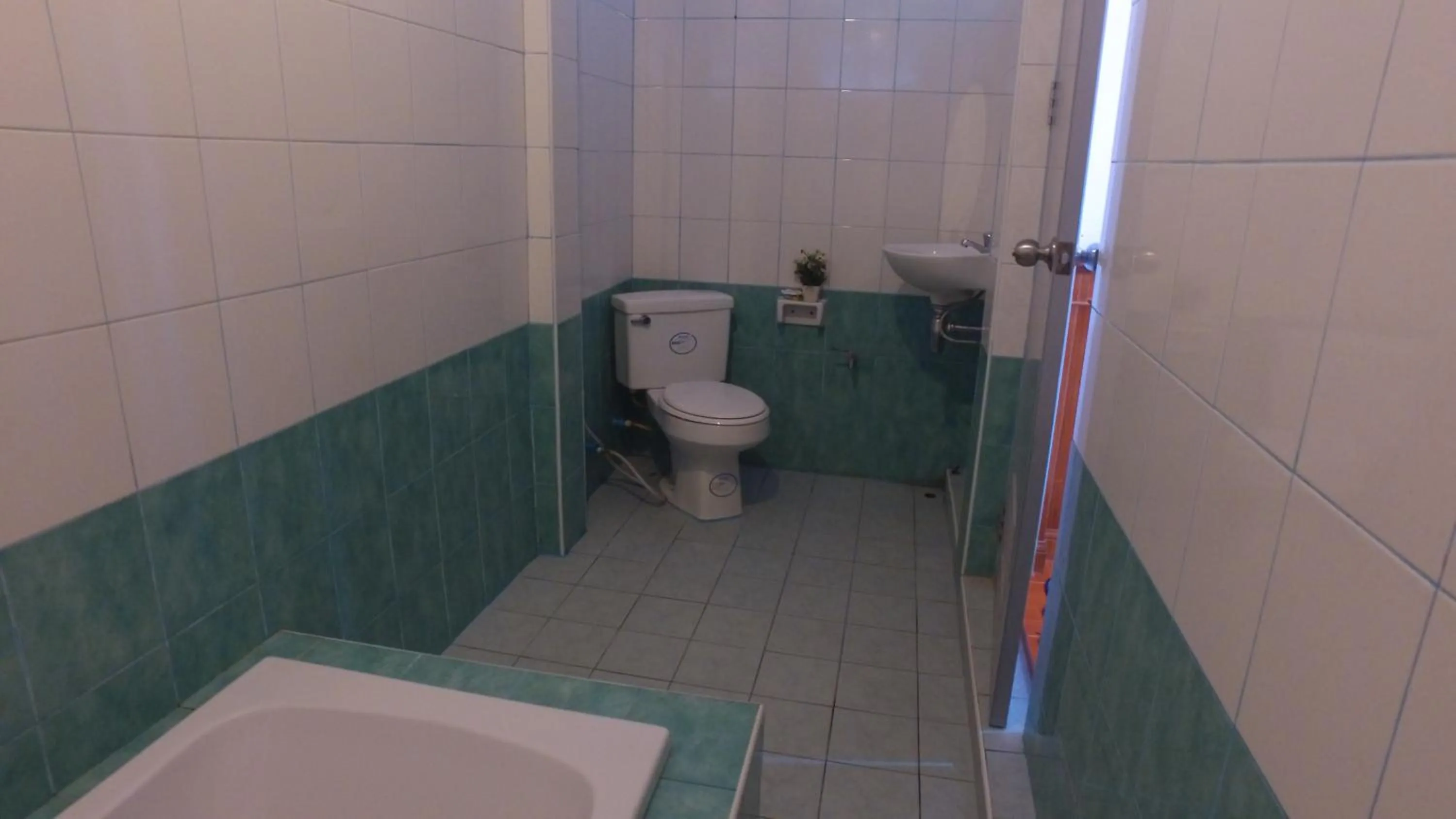 Bathroom in Tanyaporn House