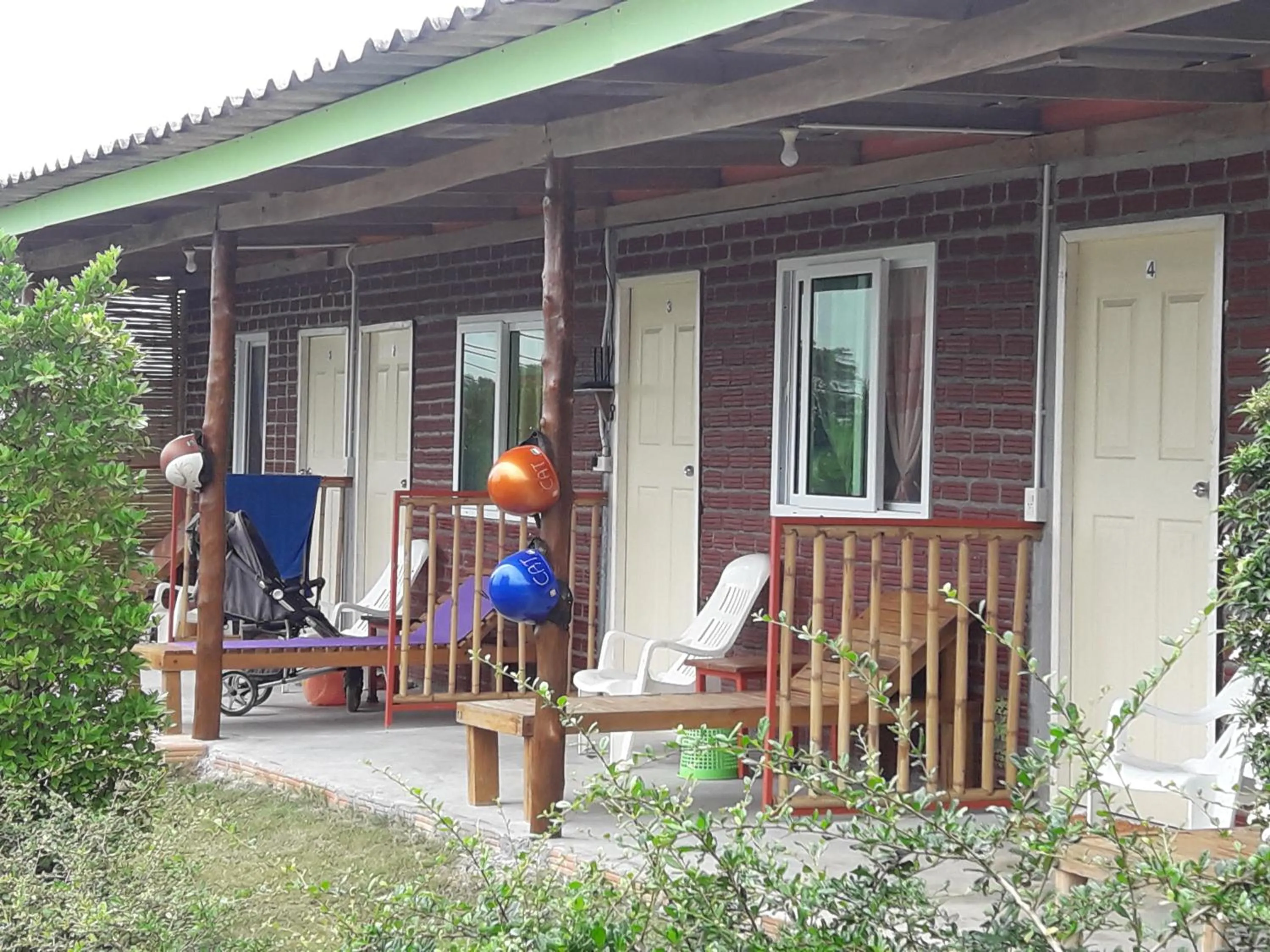 Property building in Cat Bungalow