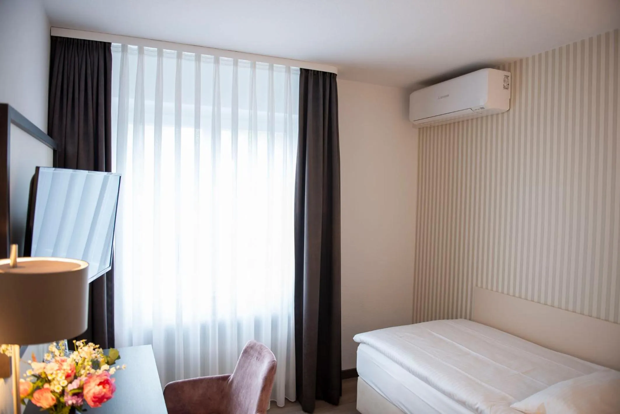 Bed in Hotel Alte Post