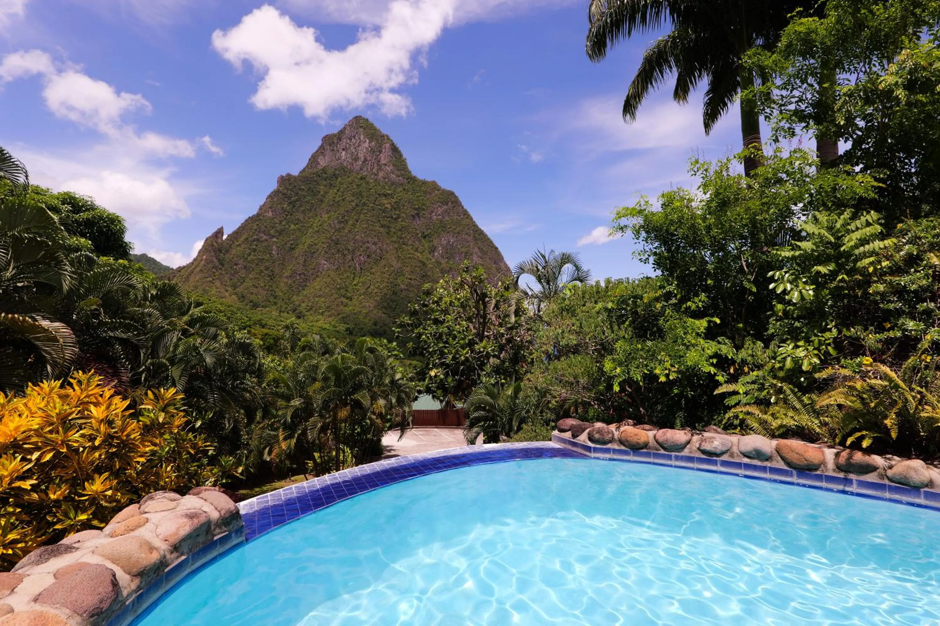 Pool view in Stonefield Villa Resort
