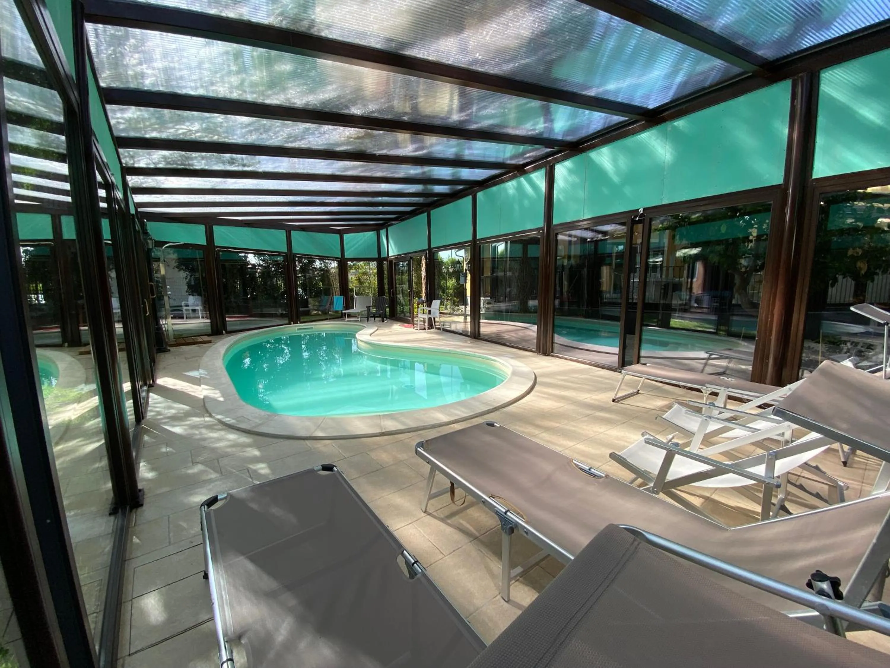 Swimming pool in B&B Etna Country