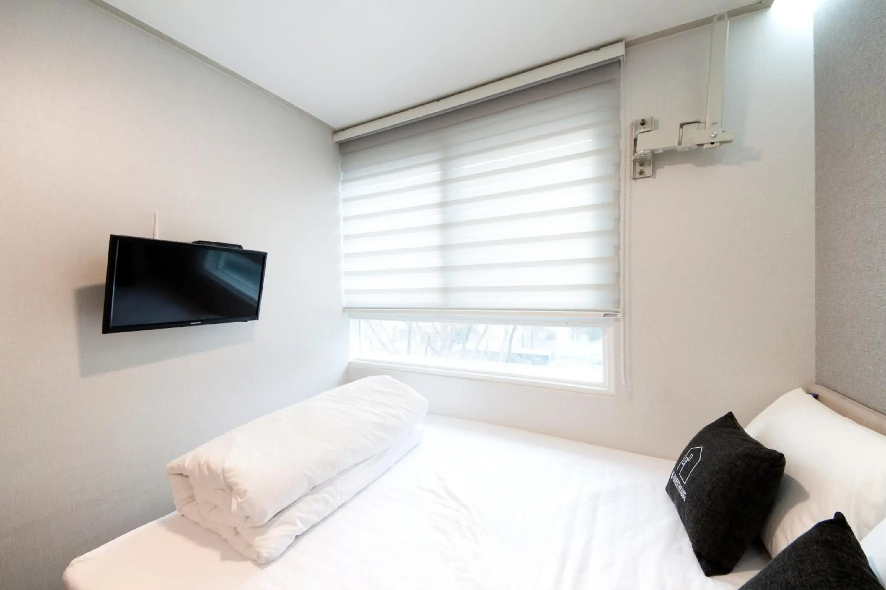 Standard Double Room in K-Grand Hotel Seoul Standard Double Room in K-Grand Hotel Seoul