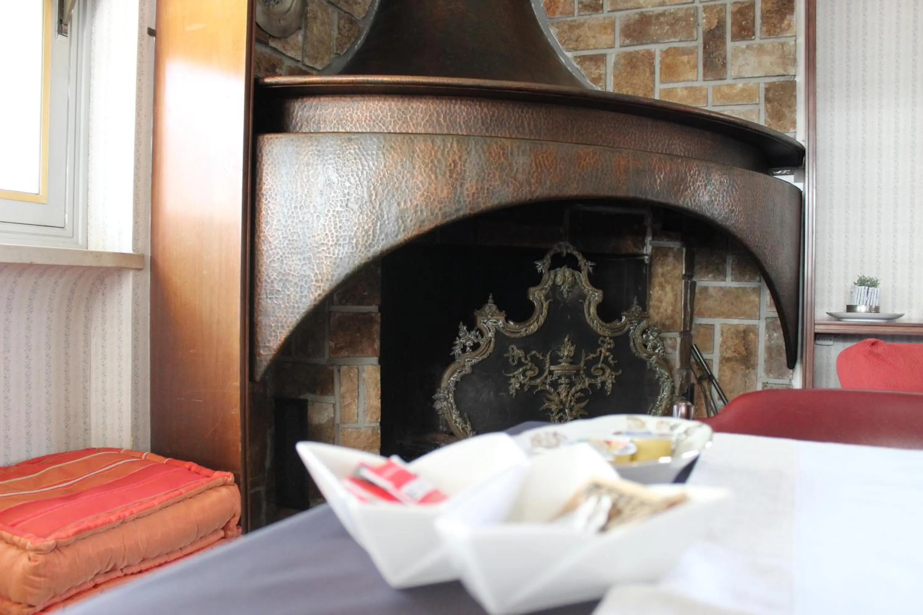 Communal lounge/ TV room, Bed in Villa Wanda - Residenza di charme