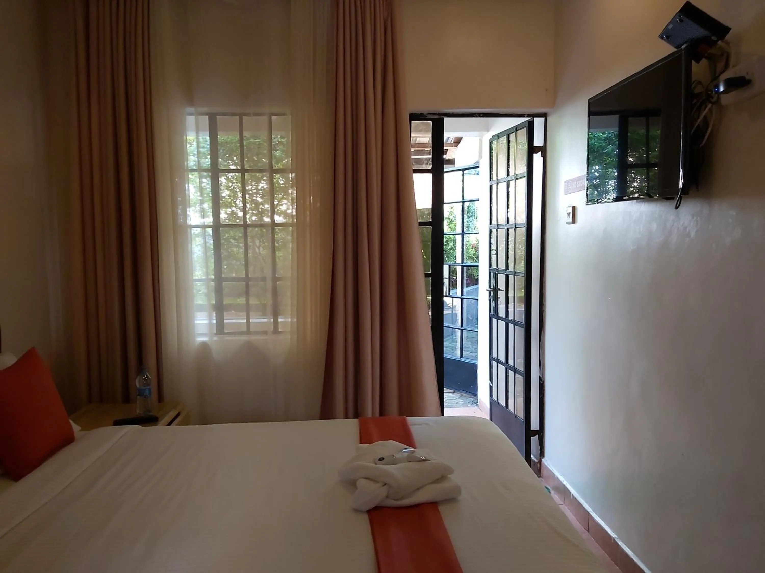 Photo of the whole room, Bed in Sahara Gardens-Kericho