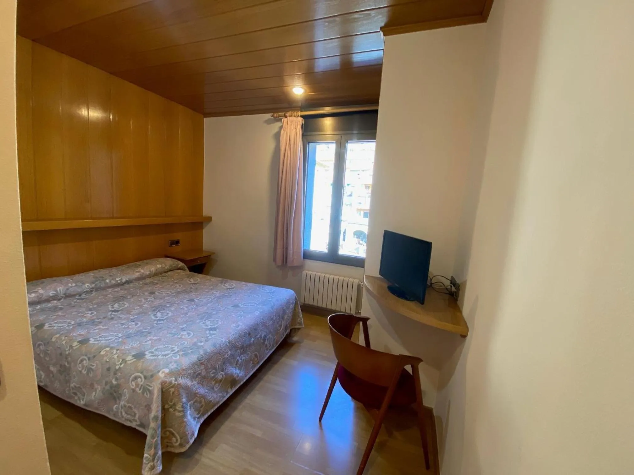 Bed in Hotel Sant Antoni