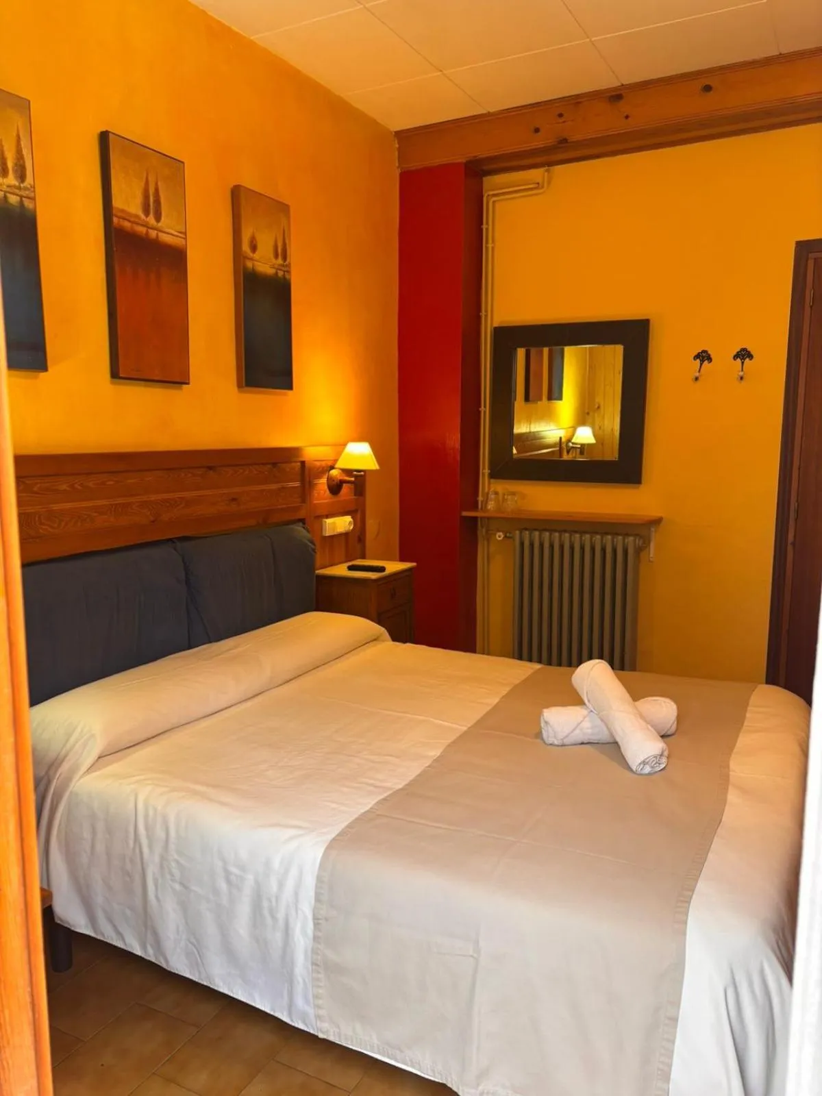 Bedroom, Bed in Hotel Prats