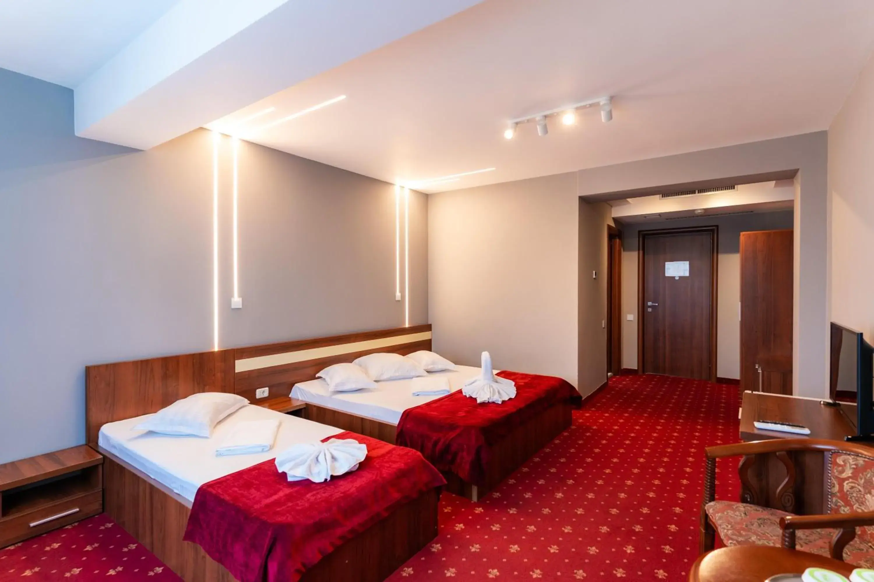 Classic Triple Room in Hotel Luxor Classic Triple Room in Hotel Luxor