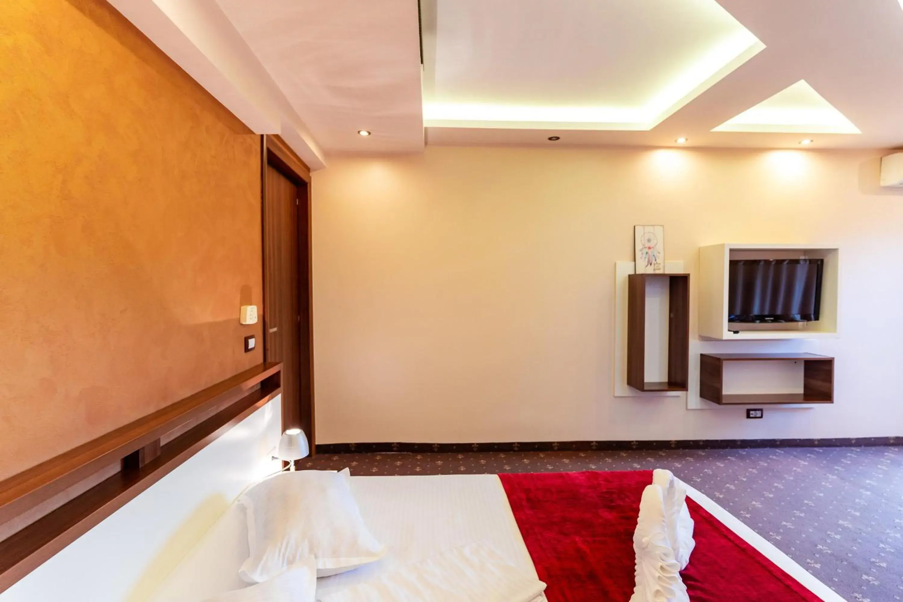 Apartment with Terrace in Hotel Luxor Apartment with Terrace in Hotel Luxor