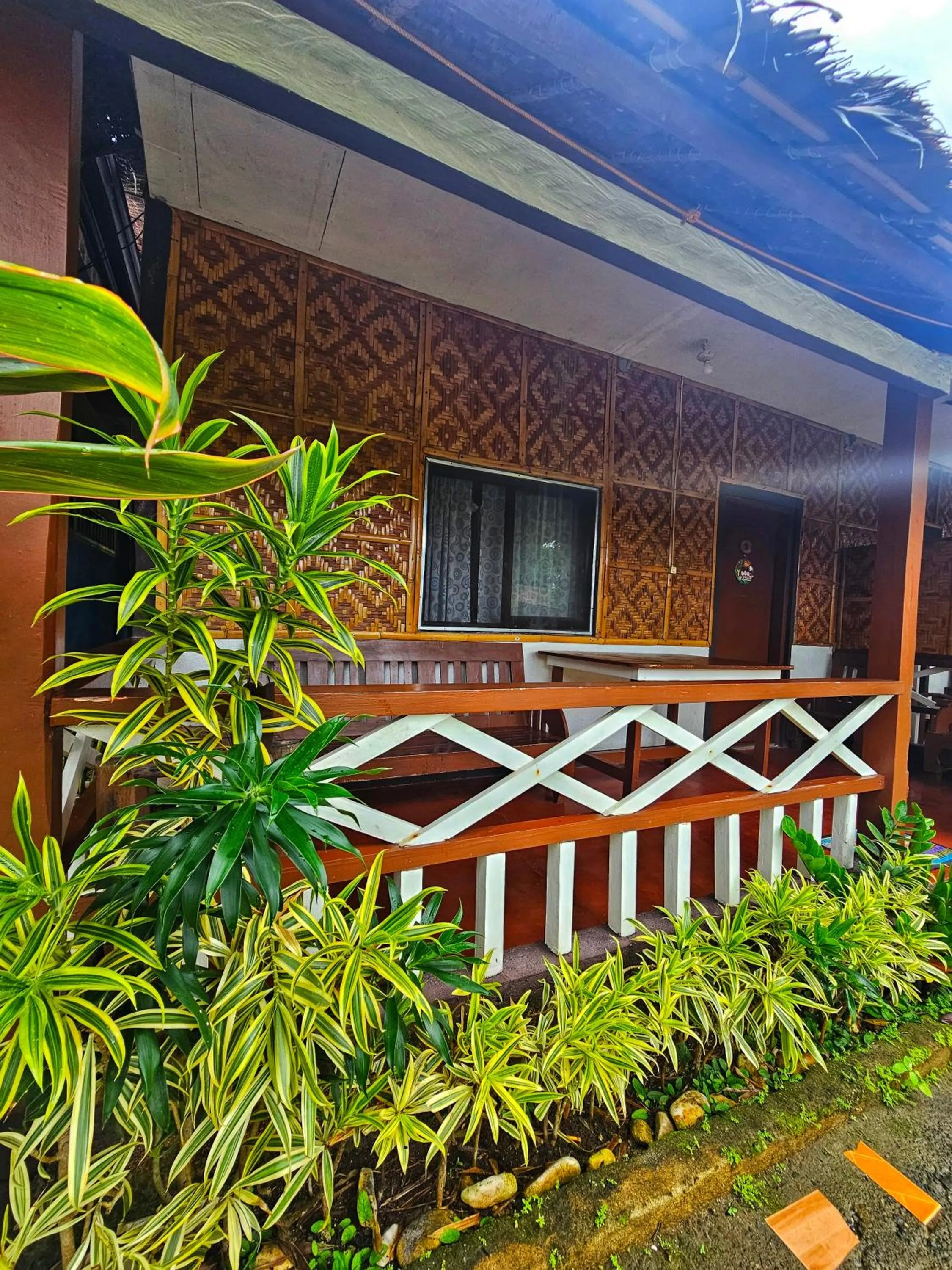 Bohol Sea Breeze Cottages and Resort