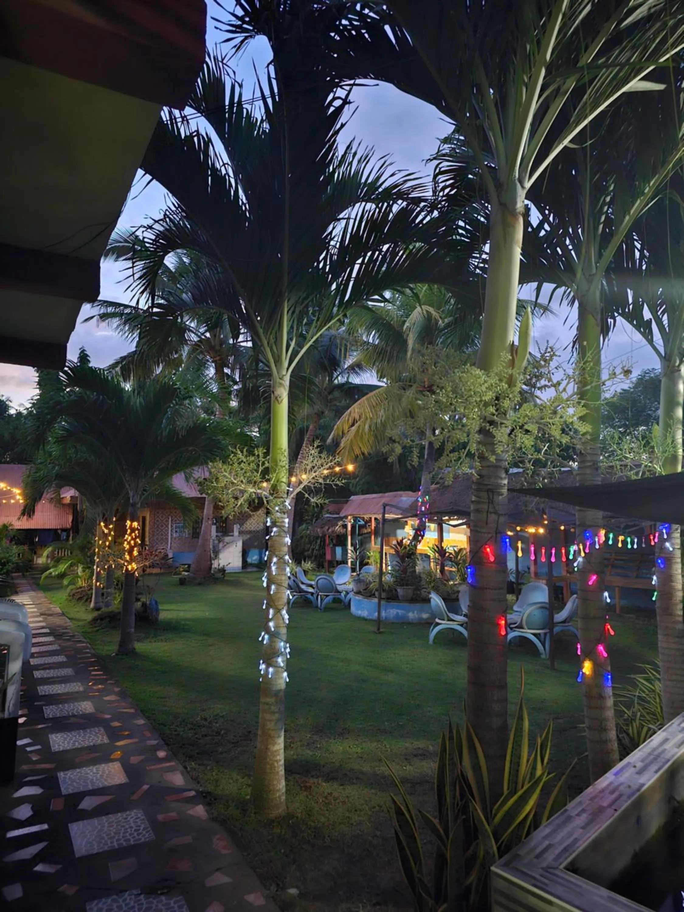 Bohol Sea Breeze Cottages and Resort