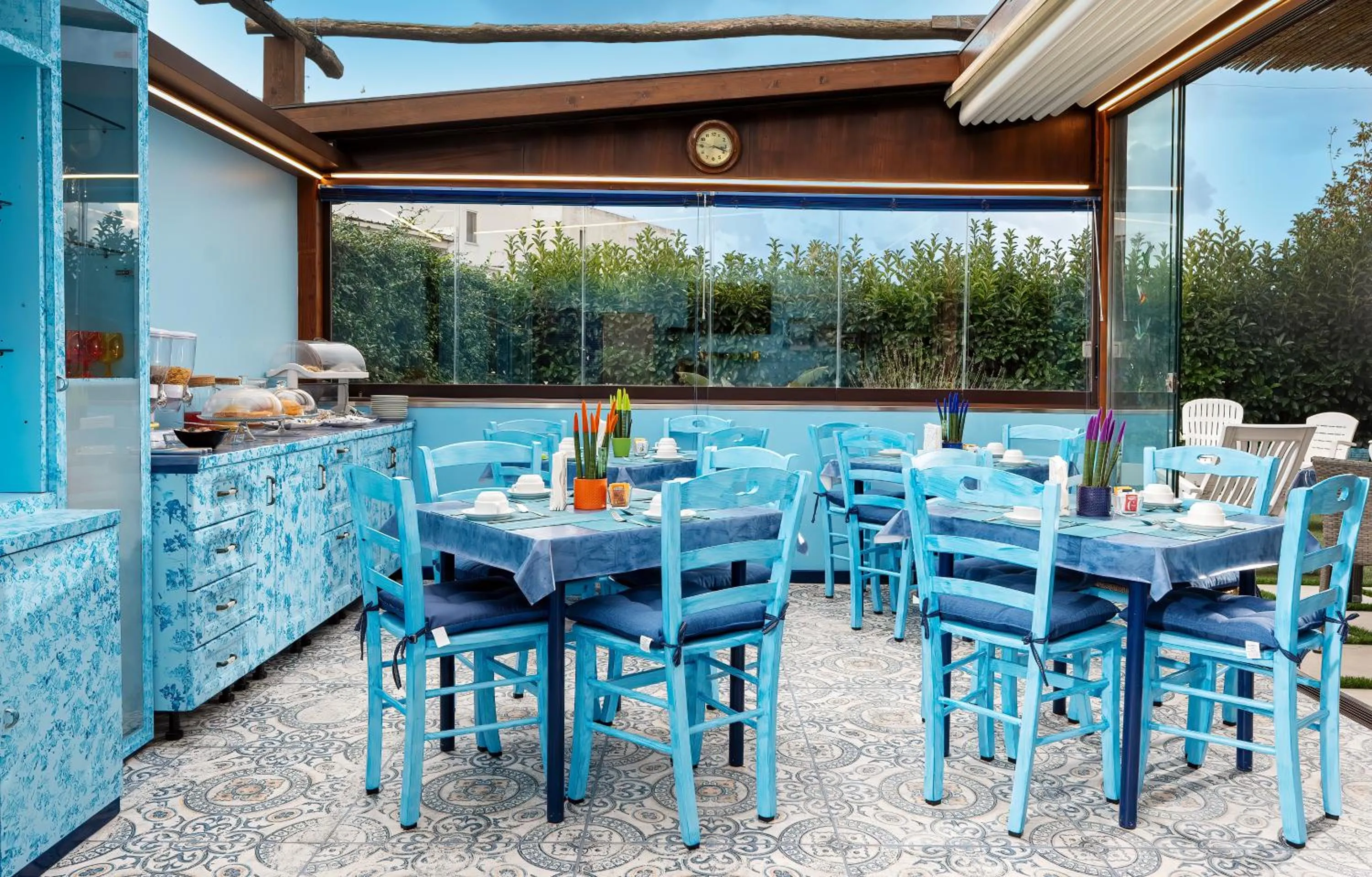 Breakfast in Capri Dreaming