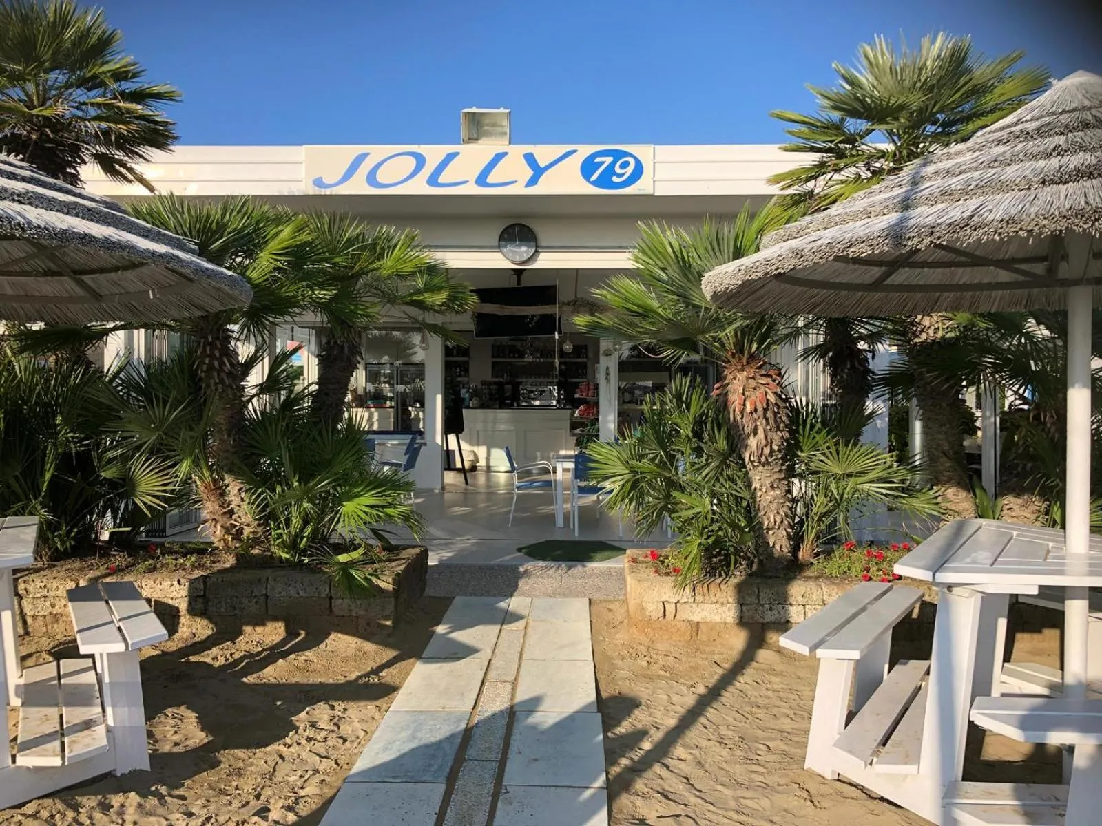 Restaurant/places to eat in Hotel Donatella Pinarella