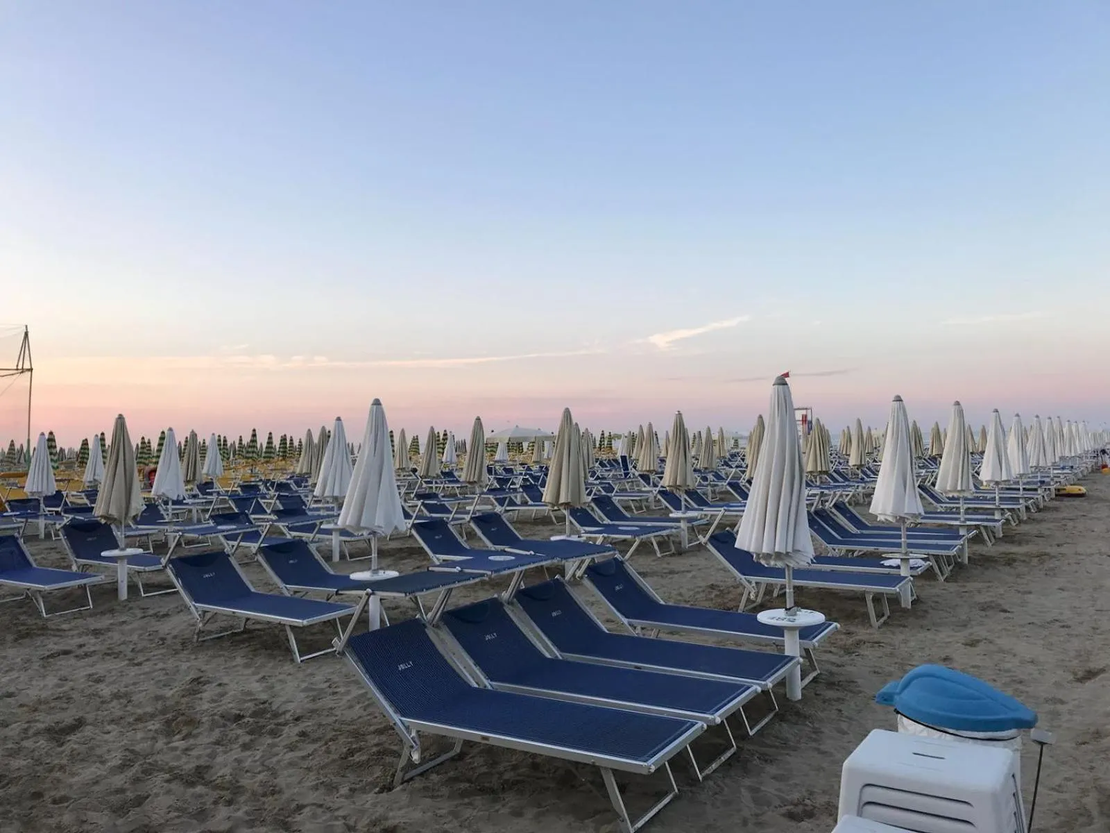 Beach in Hotel Donatella Pinarella